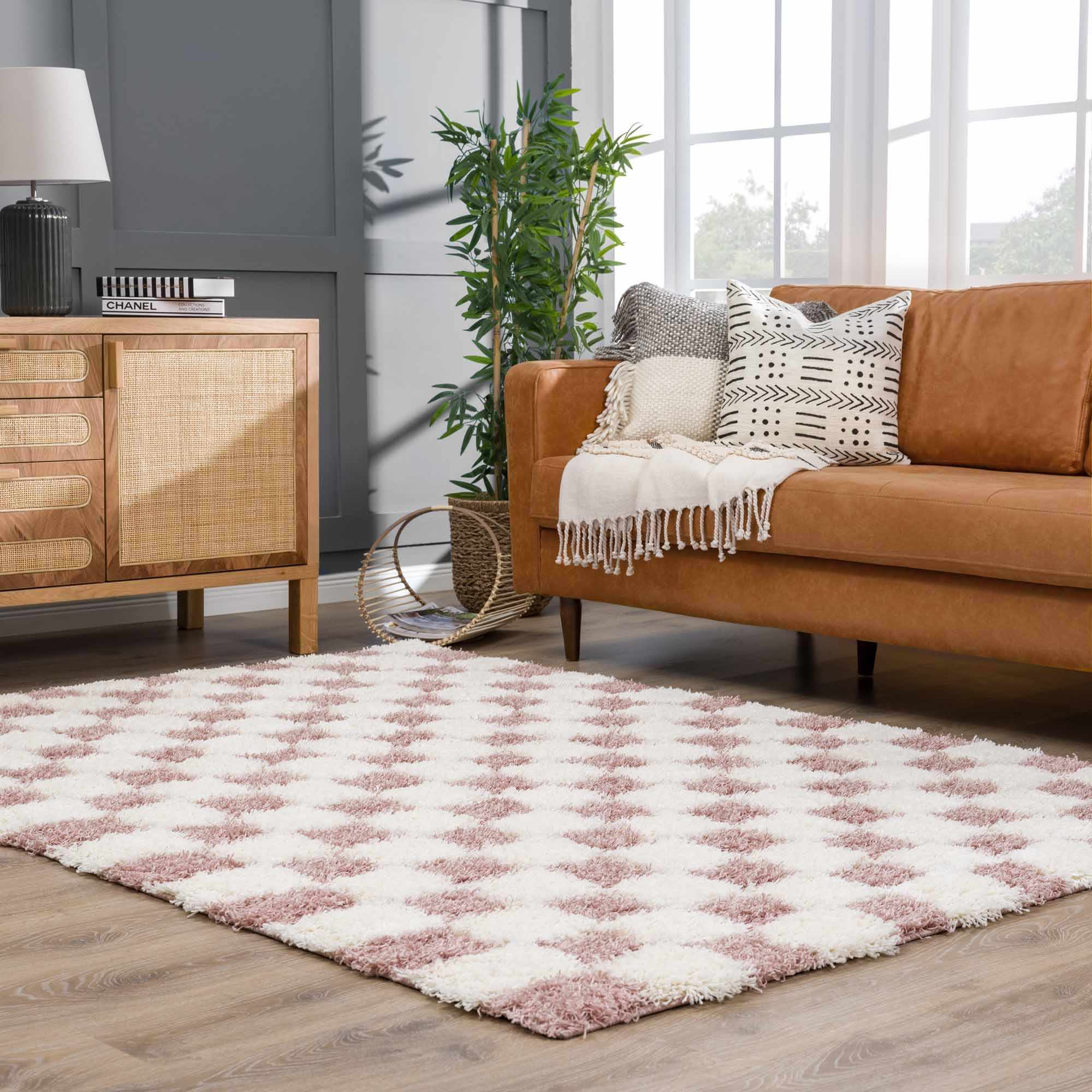 Avara Shag Rug  Plush Pile, Machine Woven, Pink Checkered