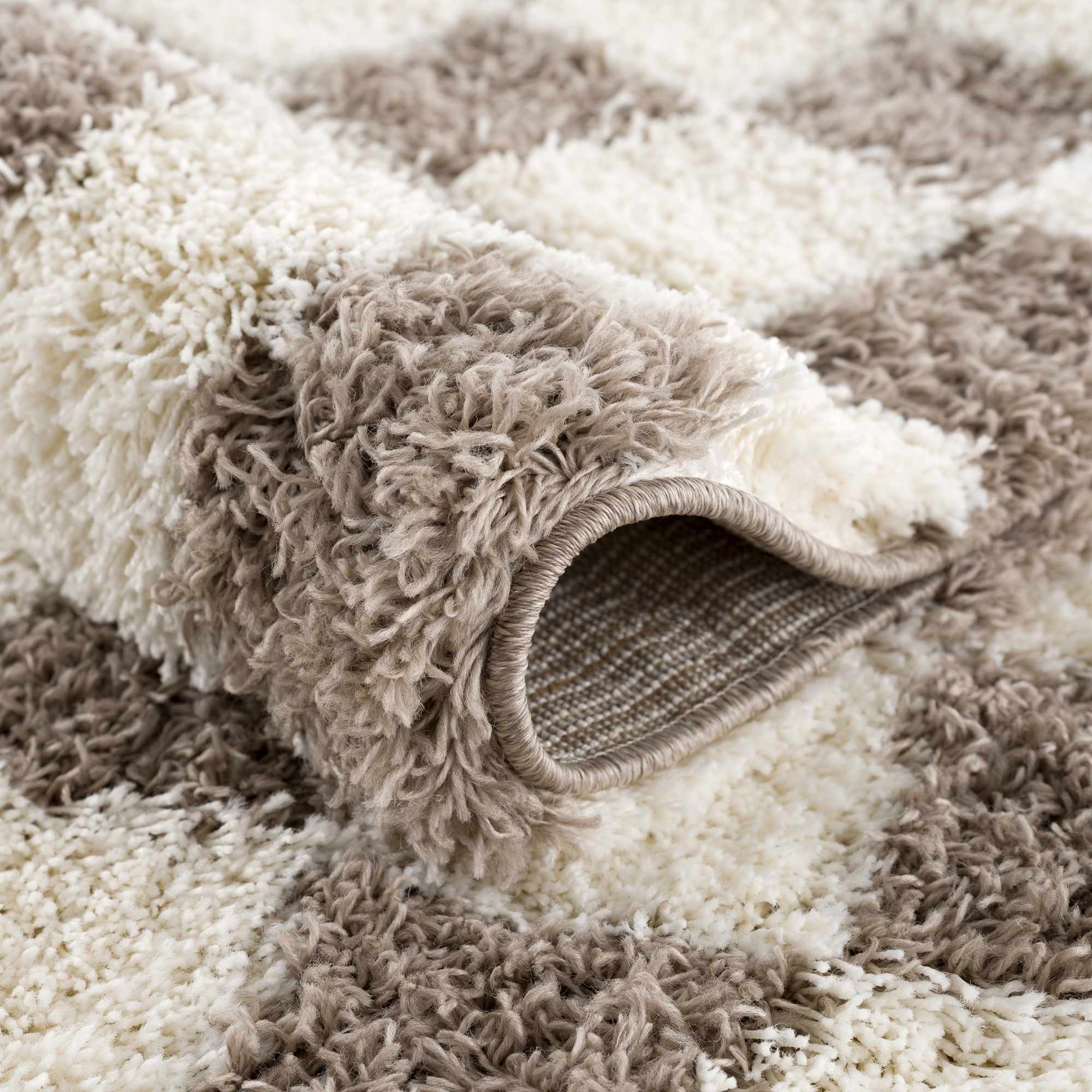 Bello Area Rug  Plush Pile, Machine Woven, Brown Checkered
