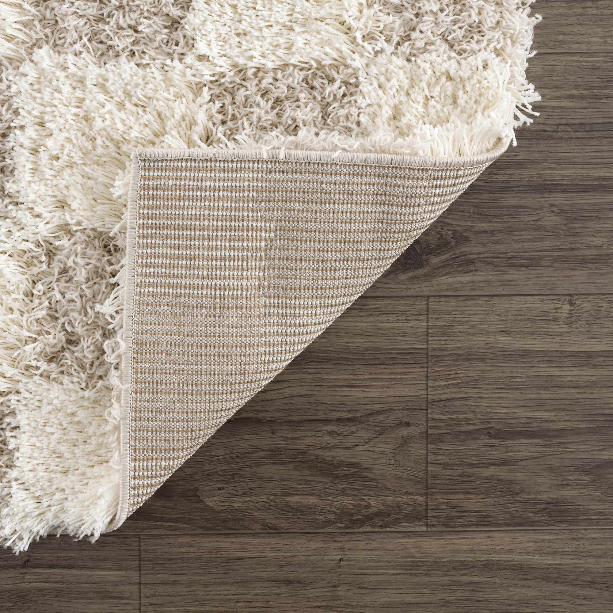 Atira Checkered Area Rug  Plush Polypropylene, Contemporary Design