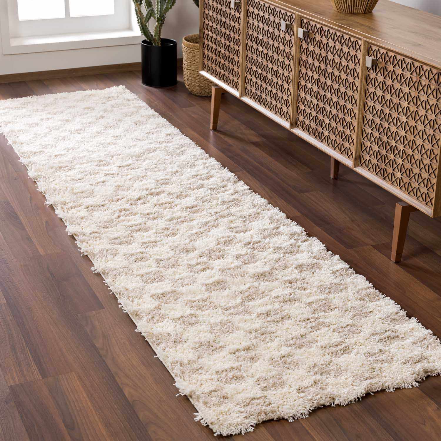 Atira Checkered Area Rug  Plush Polypropylene, Contemporary Design