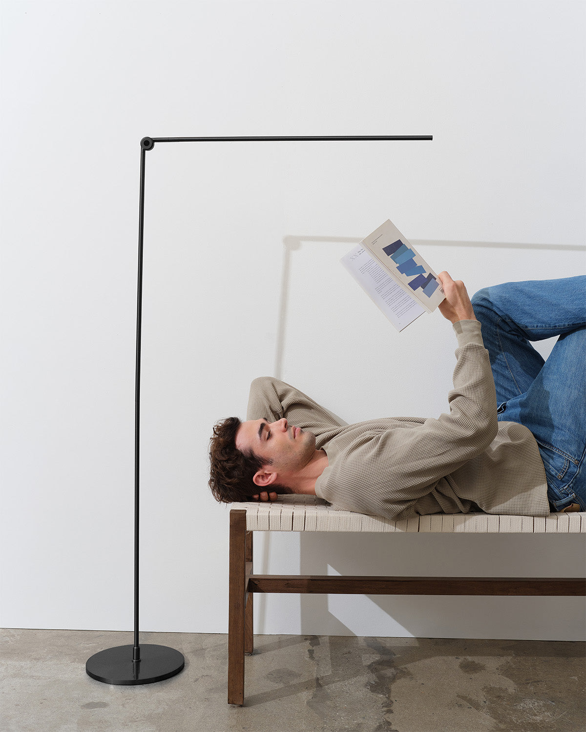 Lumo Floor Lamp | LED with 3 Brightness Settings