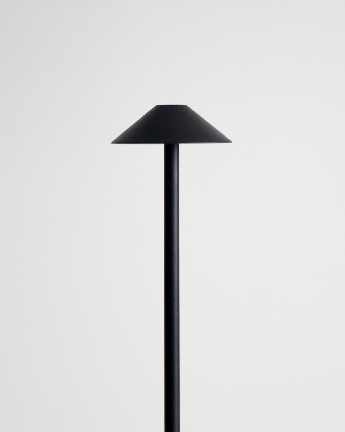 Elysian Portable Lamp | Wireless Rechargeable, 8-Hour Battery Life