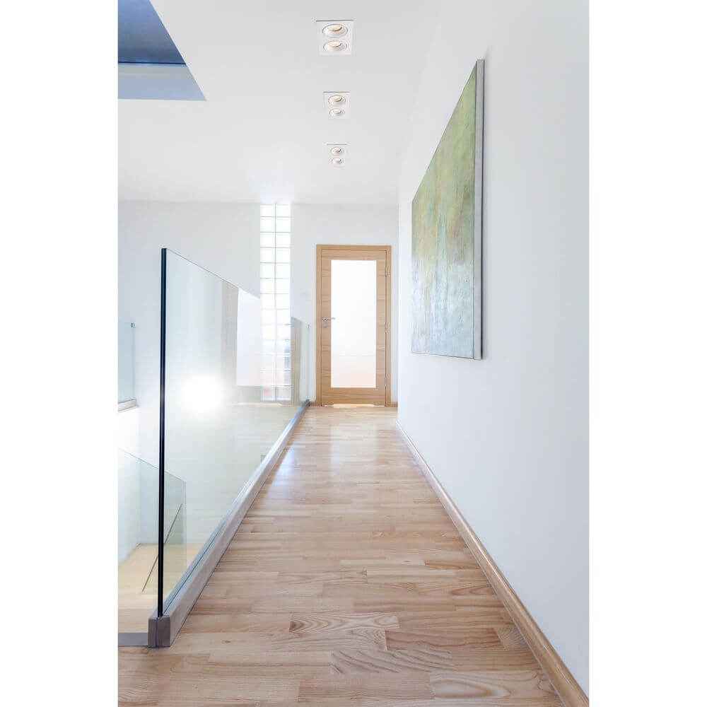 Aero Light Fixture | Adjustable Built-in 2-Bulb Design