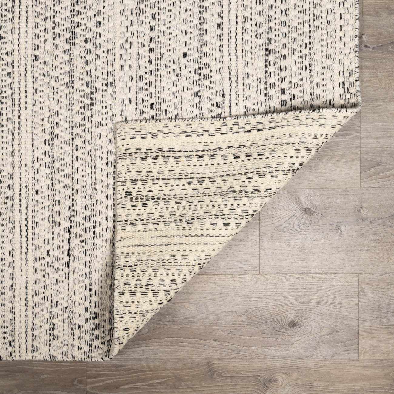 Wyla Wool Area Rug Hand Woven Medium Pile Cream Black