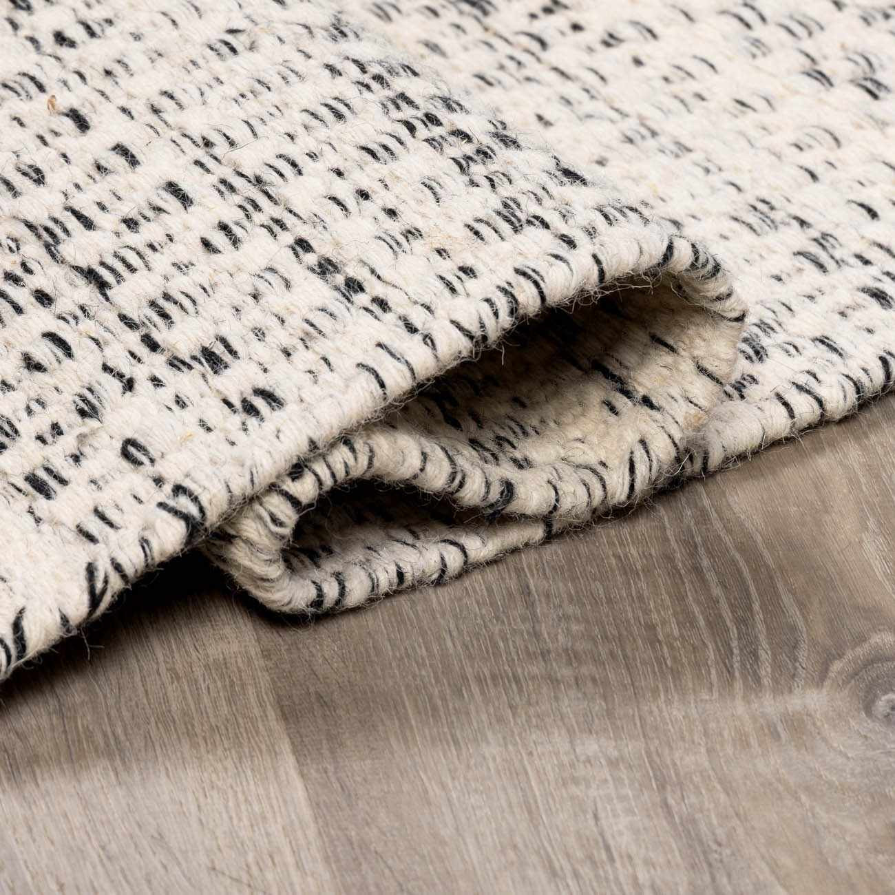 Wyla Wool Area Rug Hand Woven Medium Pile Cream Black