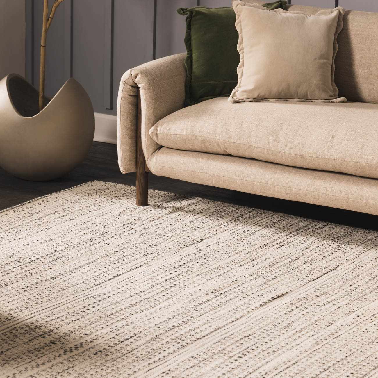 Wyla Wool Area Rug Hand Woven Medium Pile Cream Black