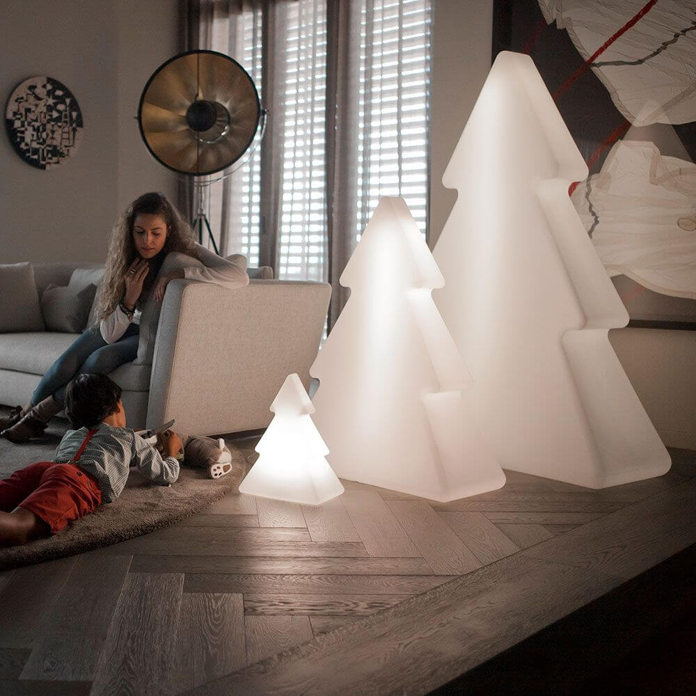 Bello LED Pine Tree | 160cm Battery & Solar, IP65 Weather-Resistant