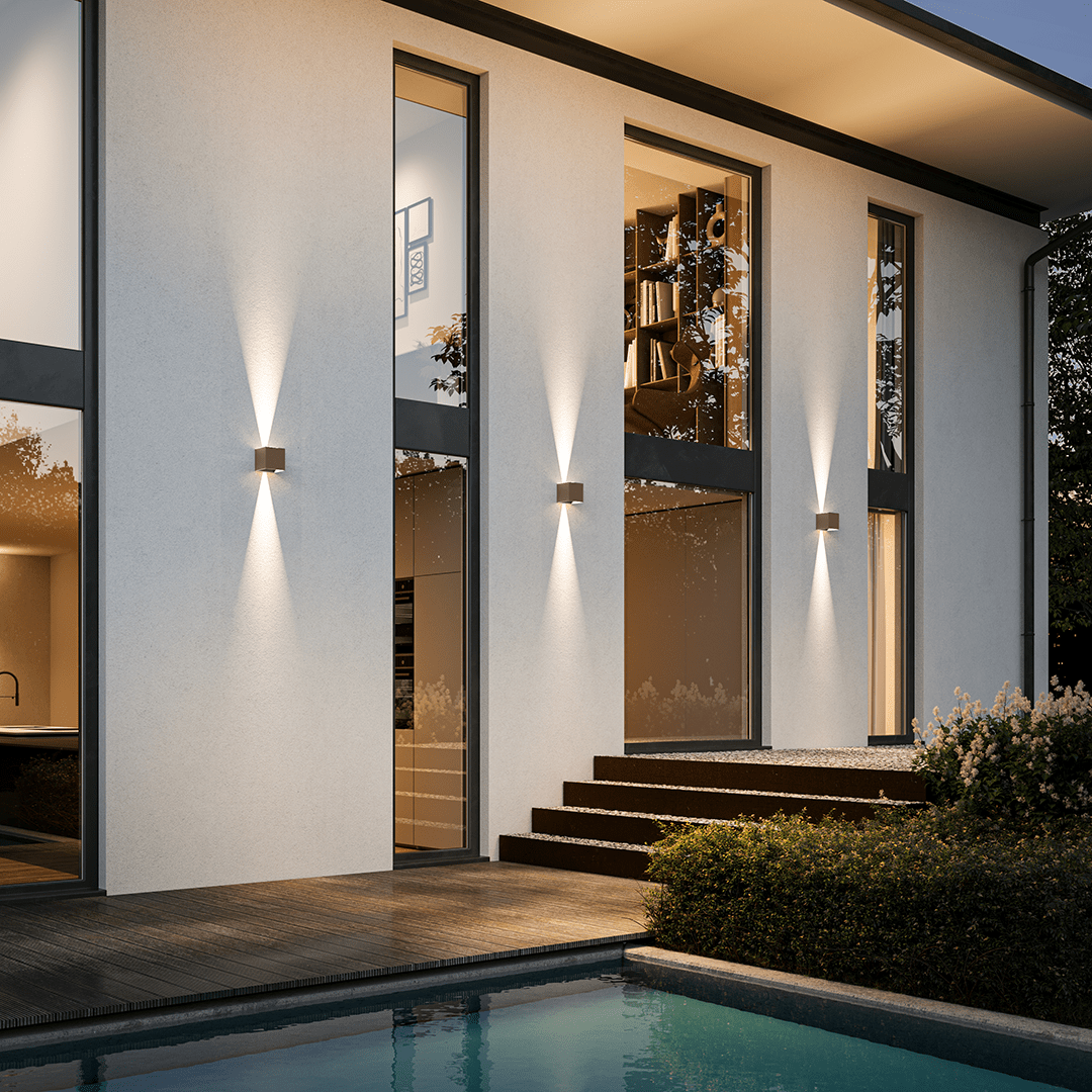 Xeno LED Wall Light | Adjustable Flaps, Warm White Light