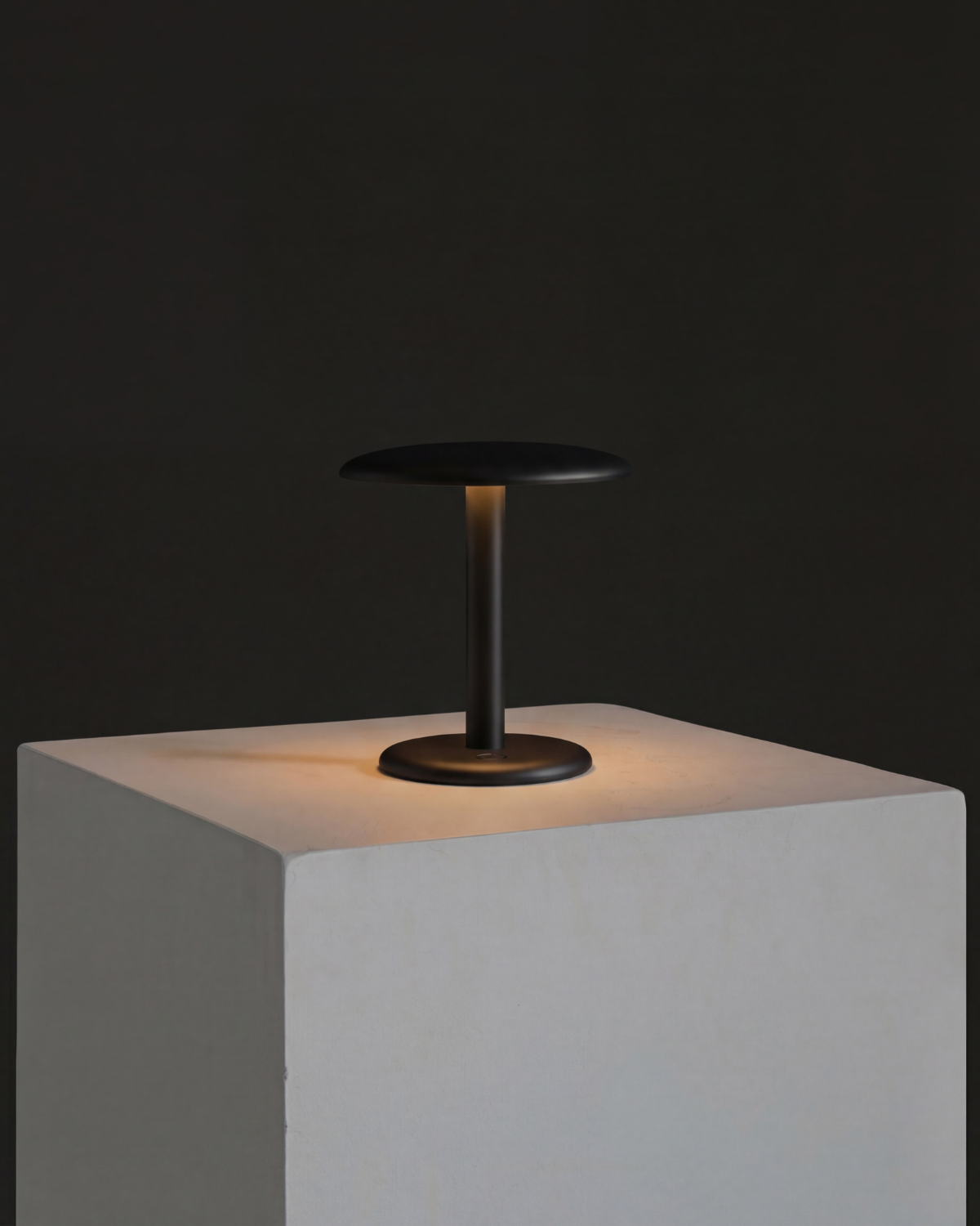 Zeno Touch Sensor Lamp | 3 Color Temperatures, Portable Design