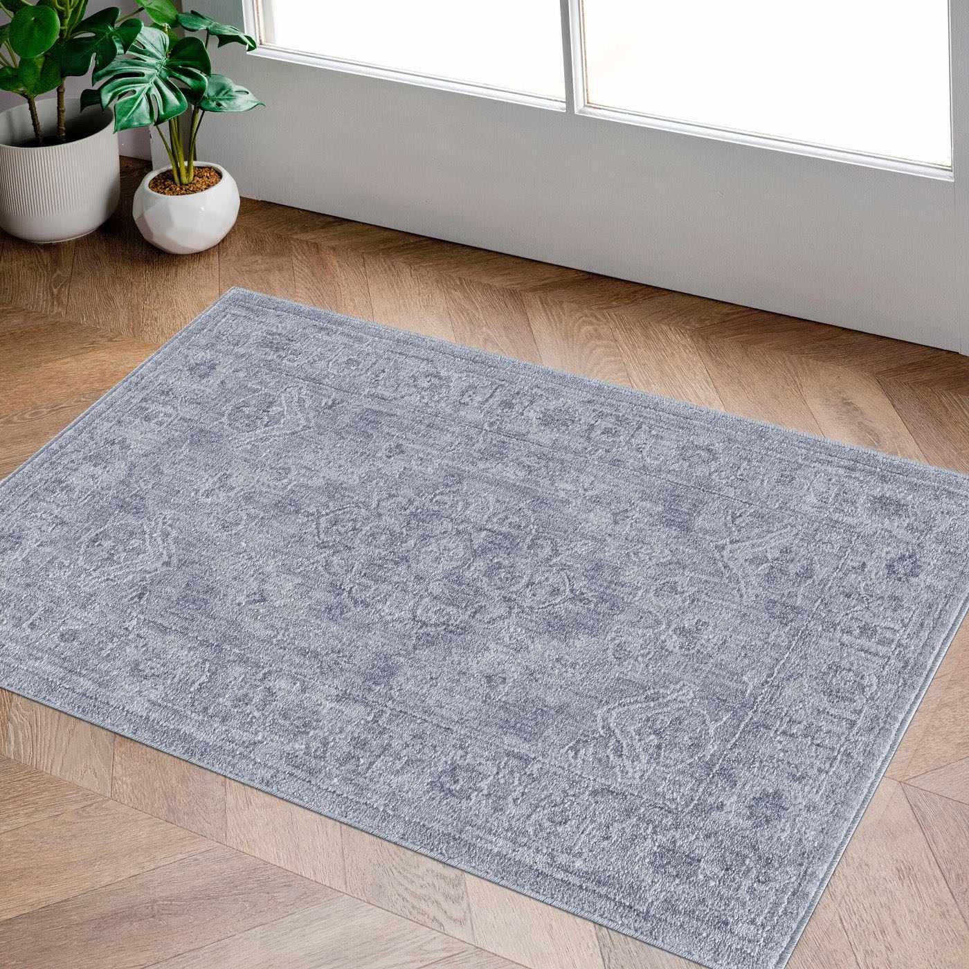 Bello Luxe Statement Rug  Medium Pile  Machine Woven