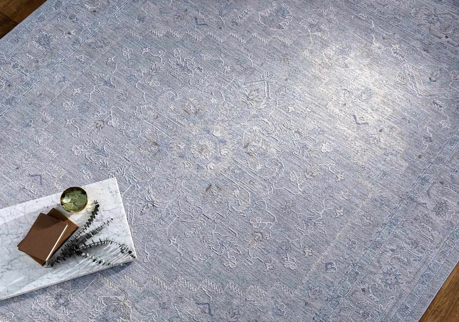 Bello Luxe Statement Rug  Medium Pile  Machine Woven