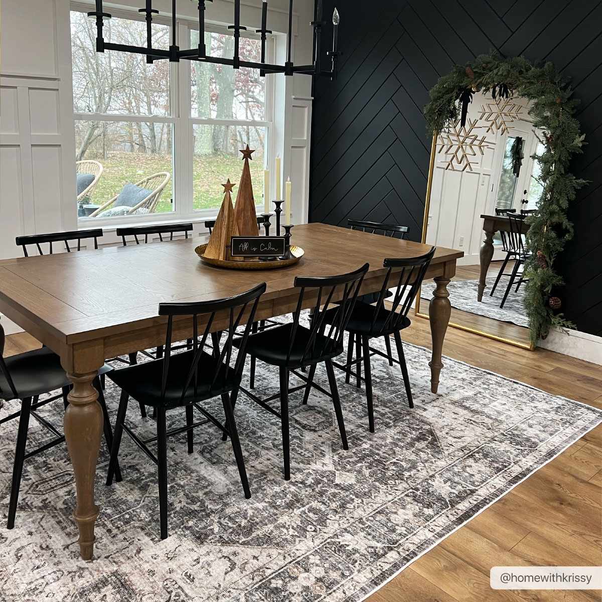 Bela Washable Area Rug  Low Pile  Machine Woven Polyester