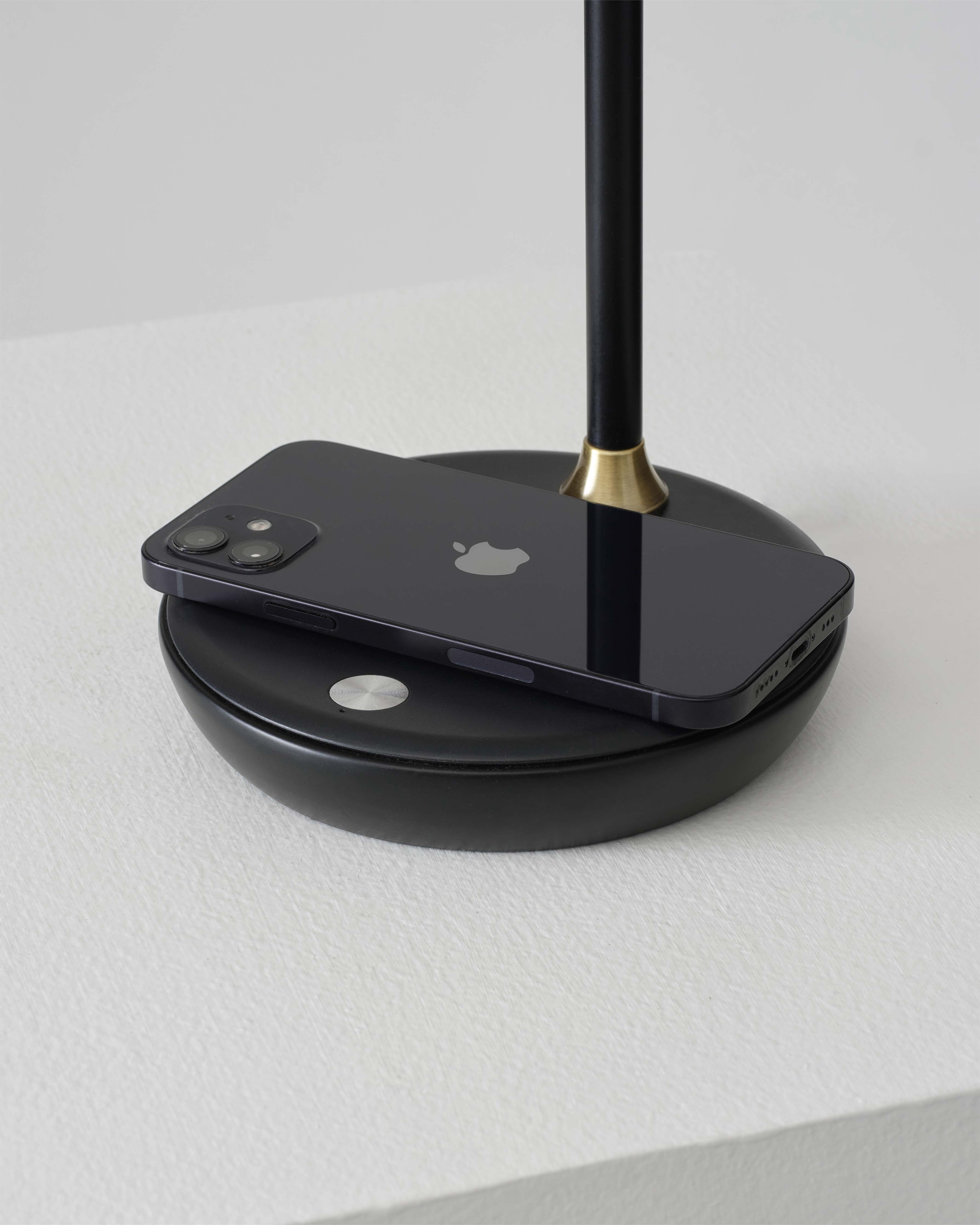 Ezra Desk Lamp | LED Light, Wireless Charging