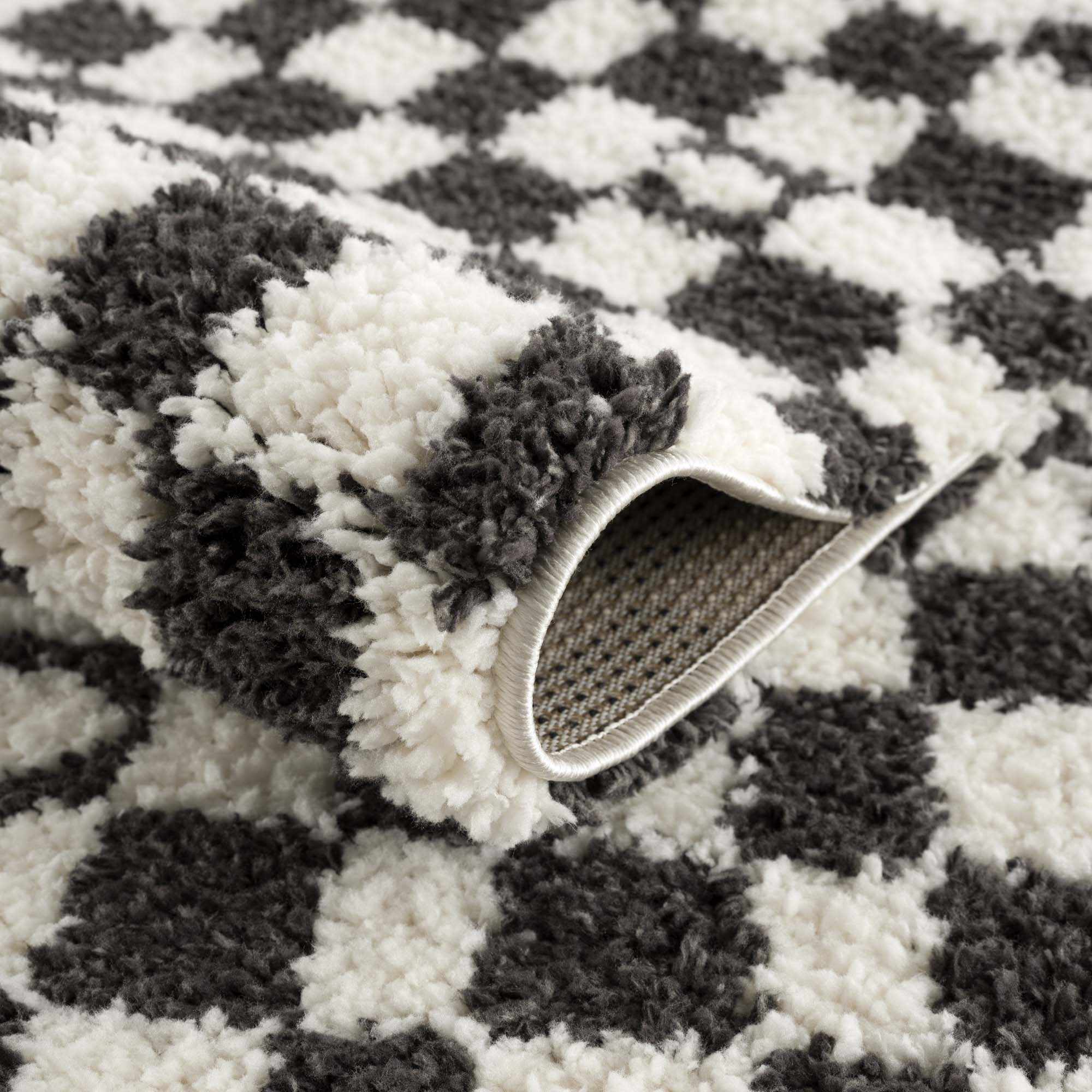 Kieu Checkered Shag Rug  Plush Pile, 100% Polyester, Gray/White