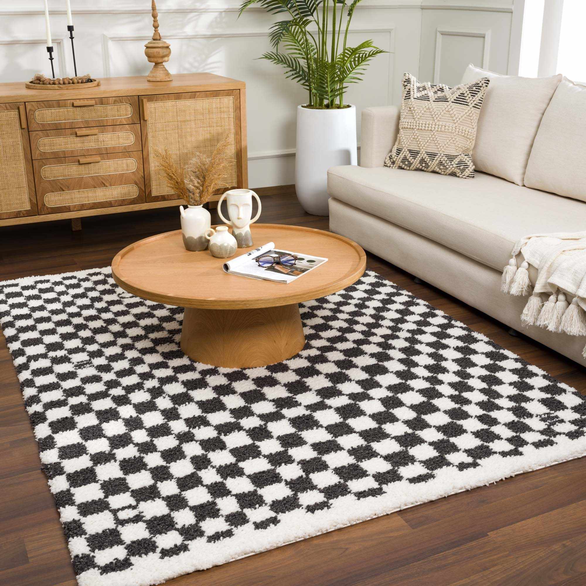 Kieu Checkered Shag Rug  Plush Pile, 100% Polyester, Gray/White