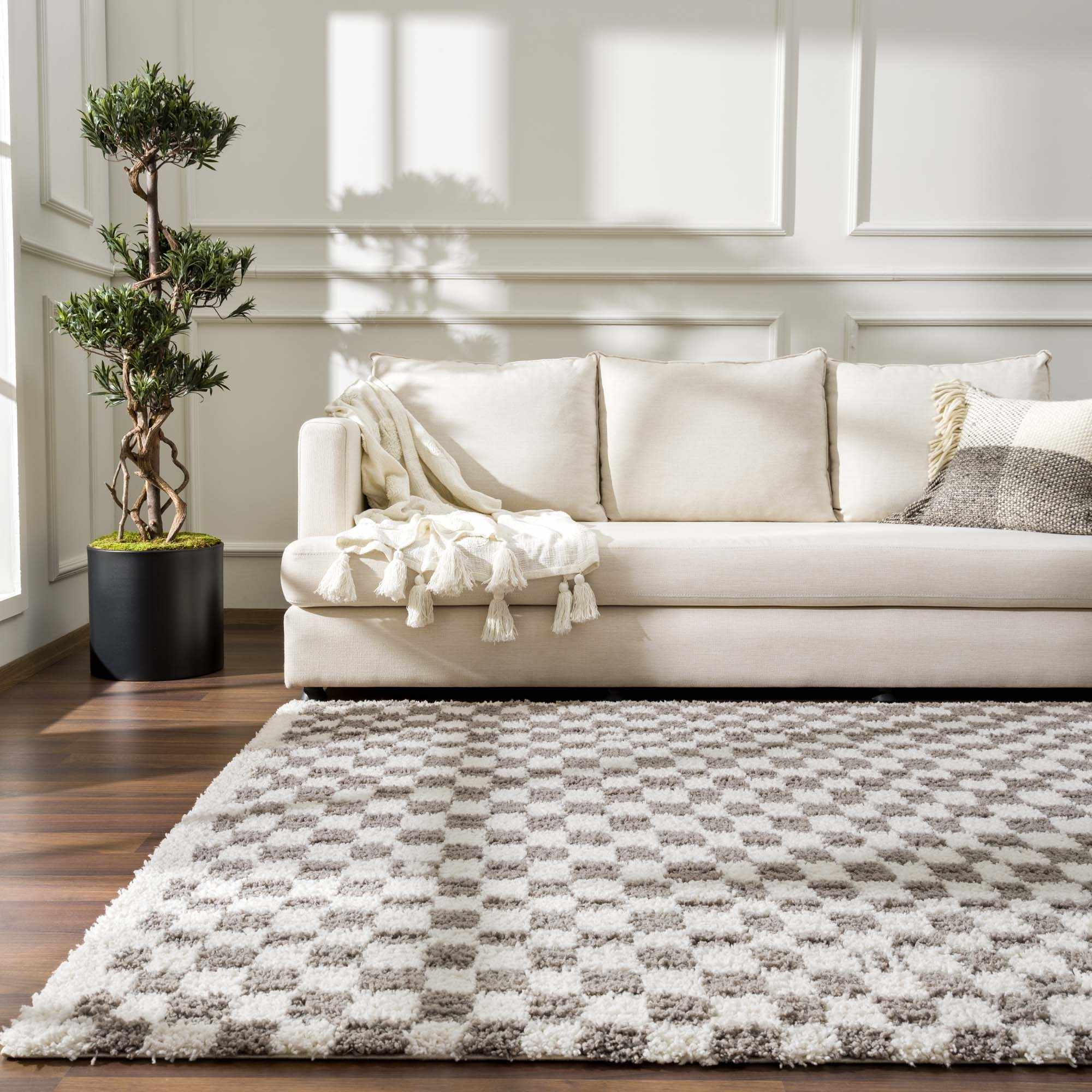 Kairo Checkered Plush Rug 100% Polyester Machine Woven