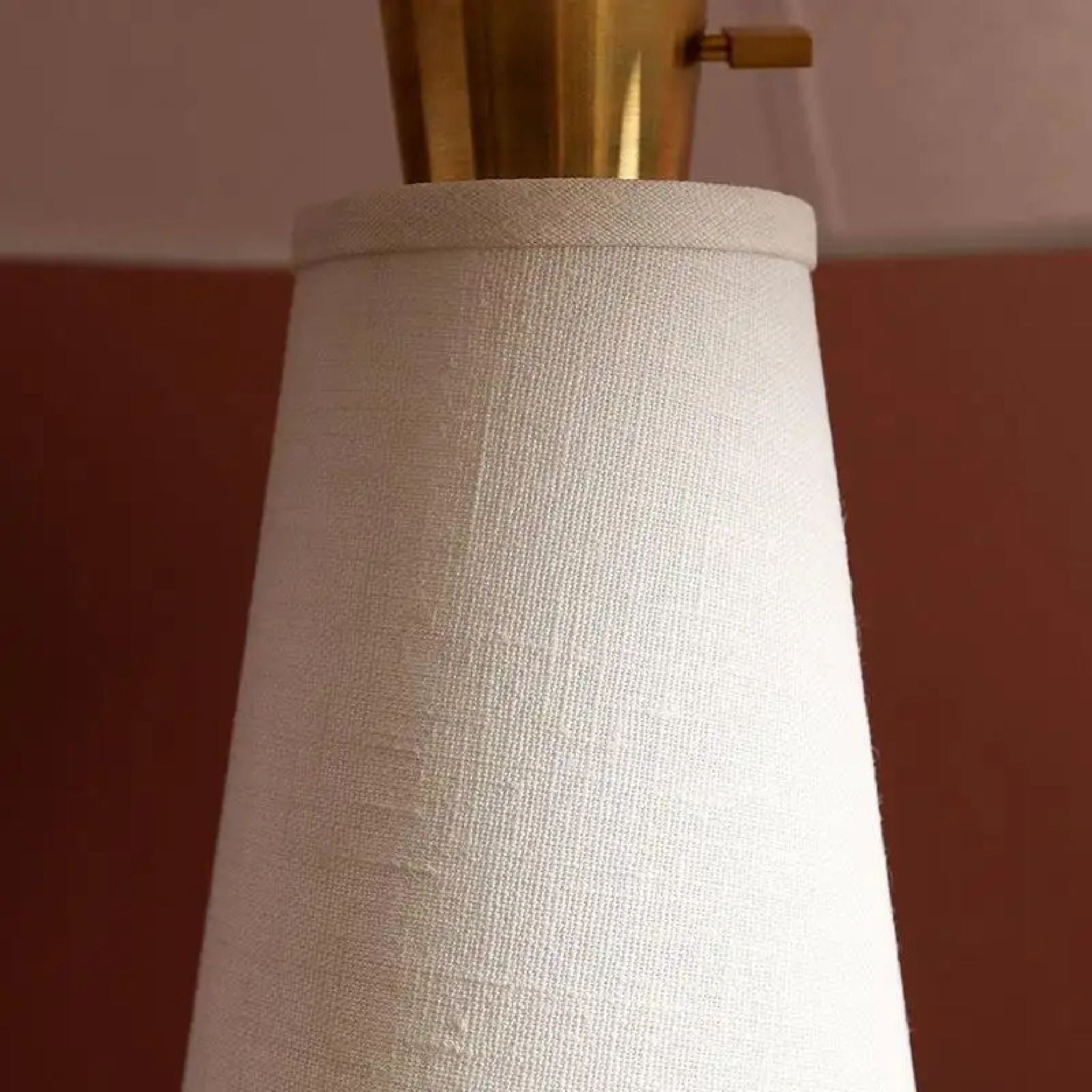 Aero Table Lamp | Cone-Shaped Design in White Linen