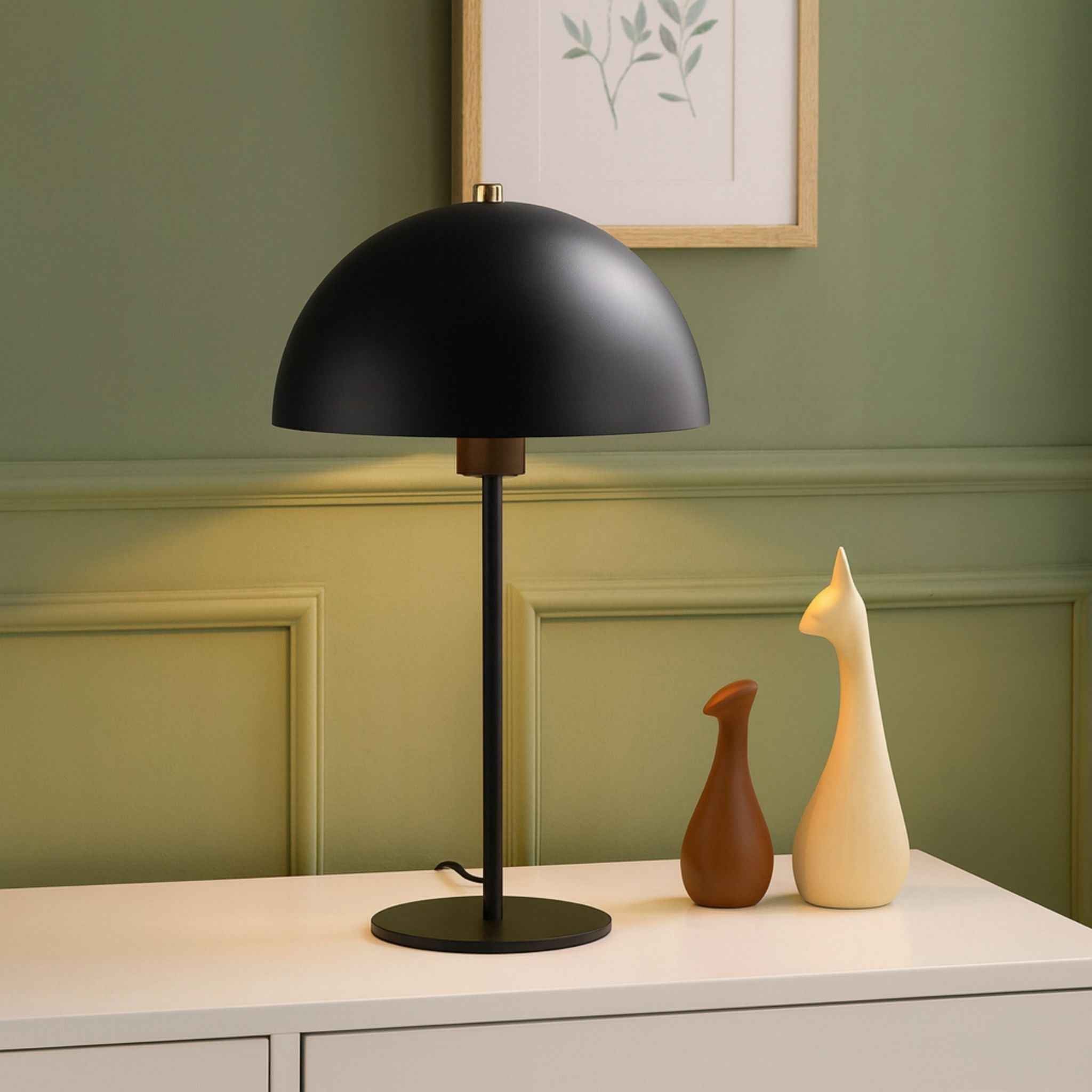 Elysium Table Lamp | Black Metal, Mushroom-Shaped Design