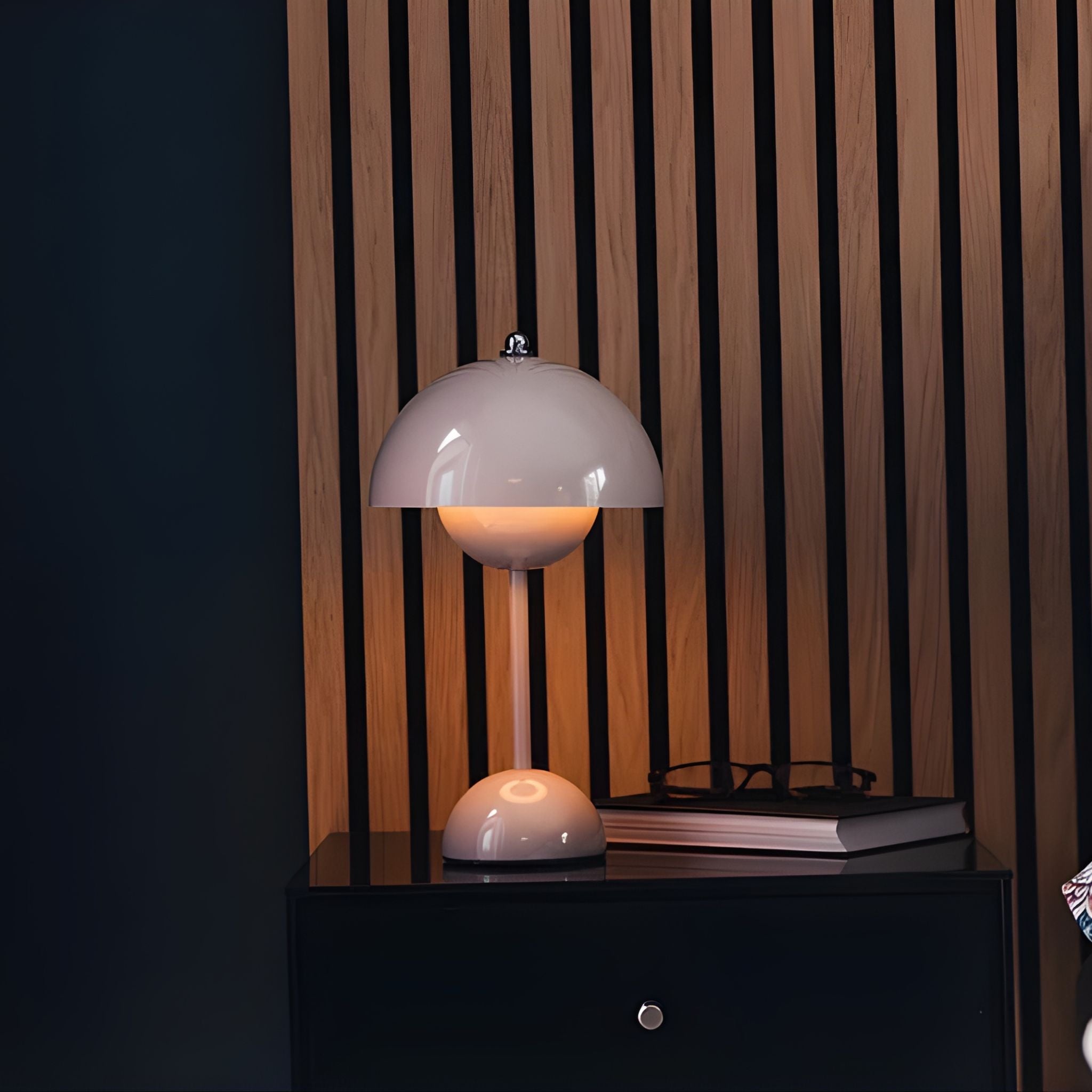Bello Portable Table Lamp | Wireless & Rechargeable Greige 30 cm