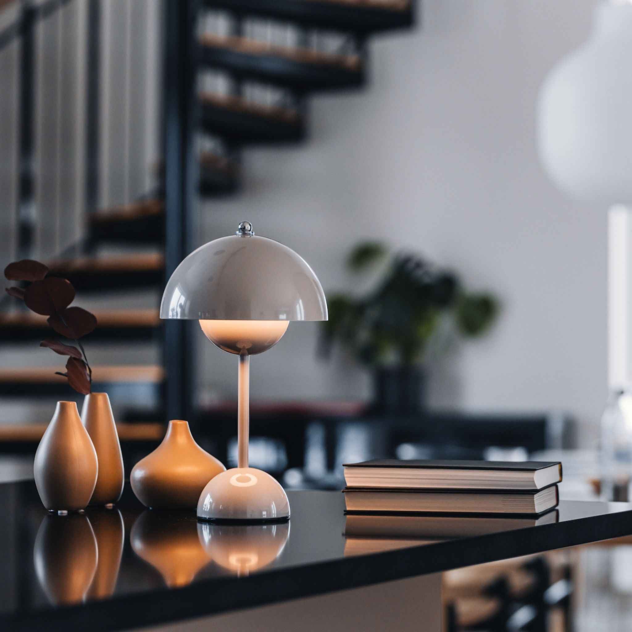 Bello Portable Table Lamp | Wireless & Rechargeable Greige 30 cm