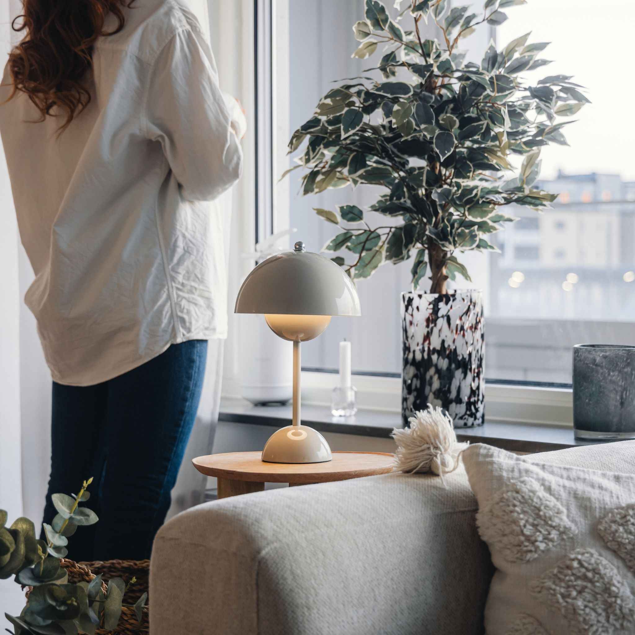 Bello Portable Table Lamp | Wireless & Rechargeable Greige 30 cm