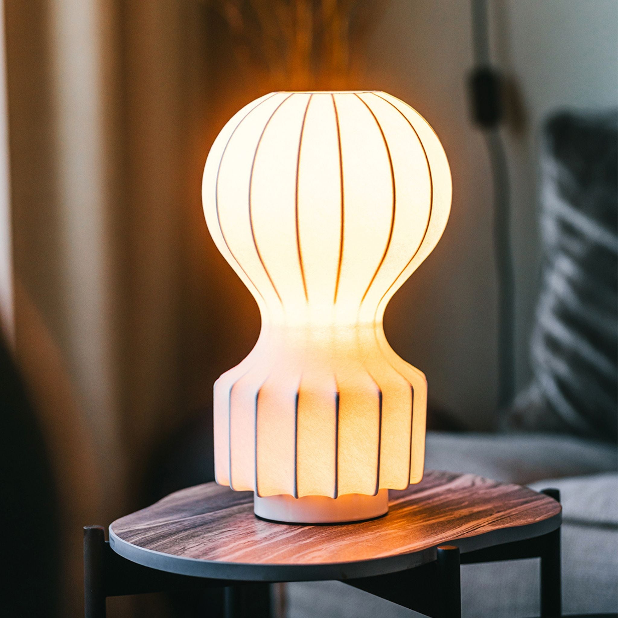 Bela Balloon Table Lamp | Organic Shape, Soft Glow for Cozy Spaces