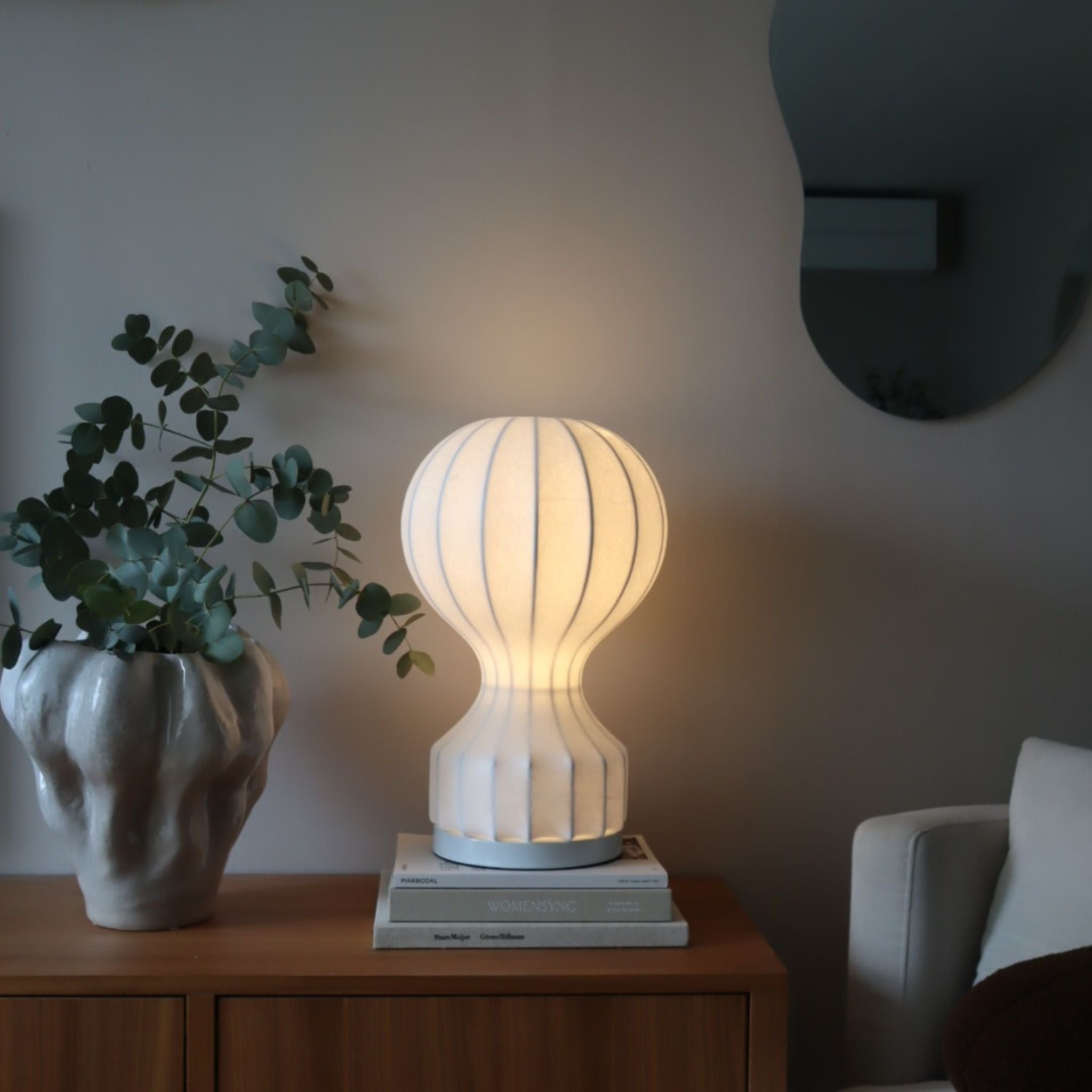 Bela Balloon Table Lamp | Organic Shape, Soft Glow for Cozy Spaces