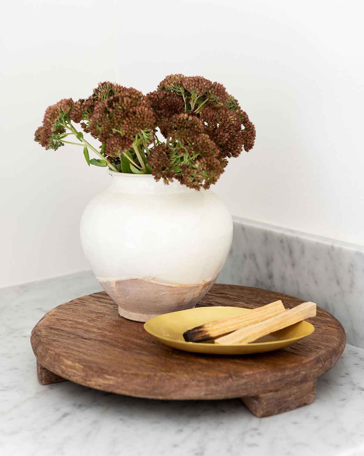 Mira Wood Carved Pedestal  Mango Wood Construction