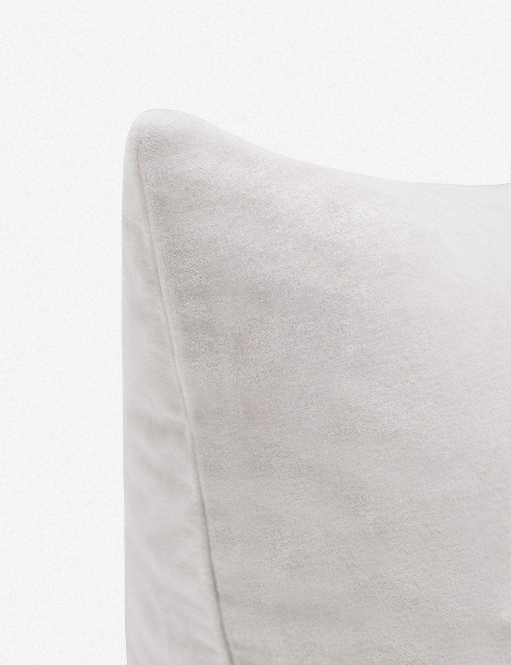 Bela Velvet Pillow | Luxurious Texture, Elegant Finish
