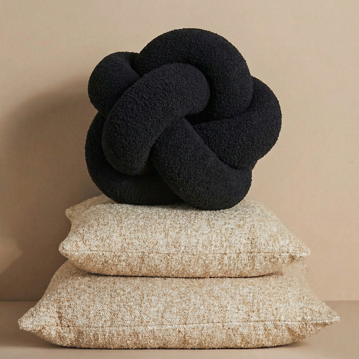 Bela Knot Cushion | Soft Bouclé Texture, 30 cm Diameter