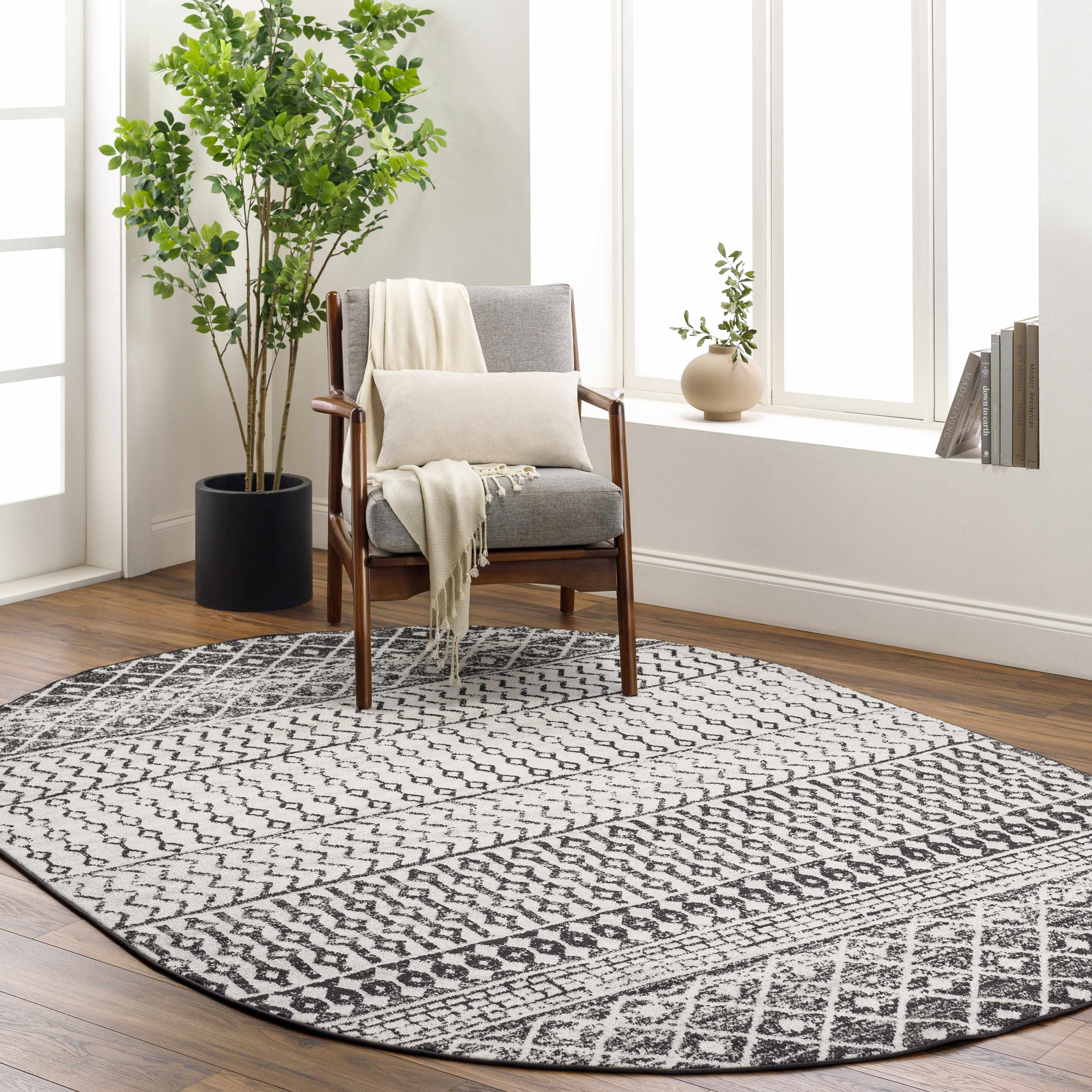Belo Constantin Area Rug  Machine Woven, Black & White Design