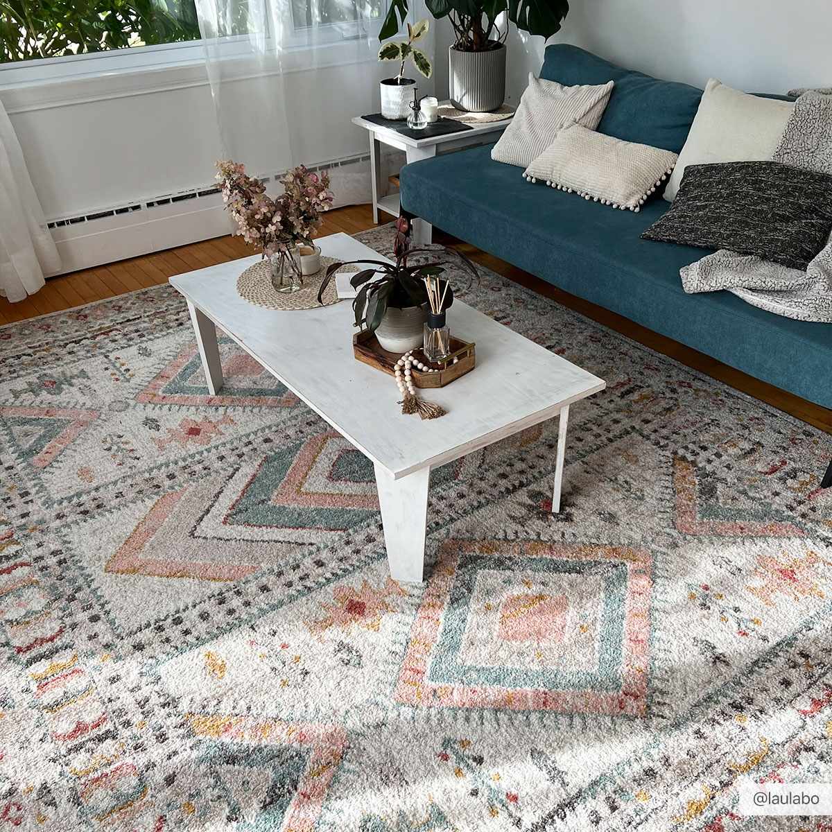 Demi Area Rug  Machine Woven, Medium Pile, Traditional Style