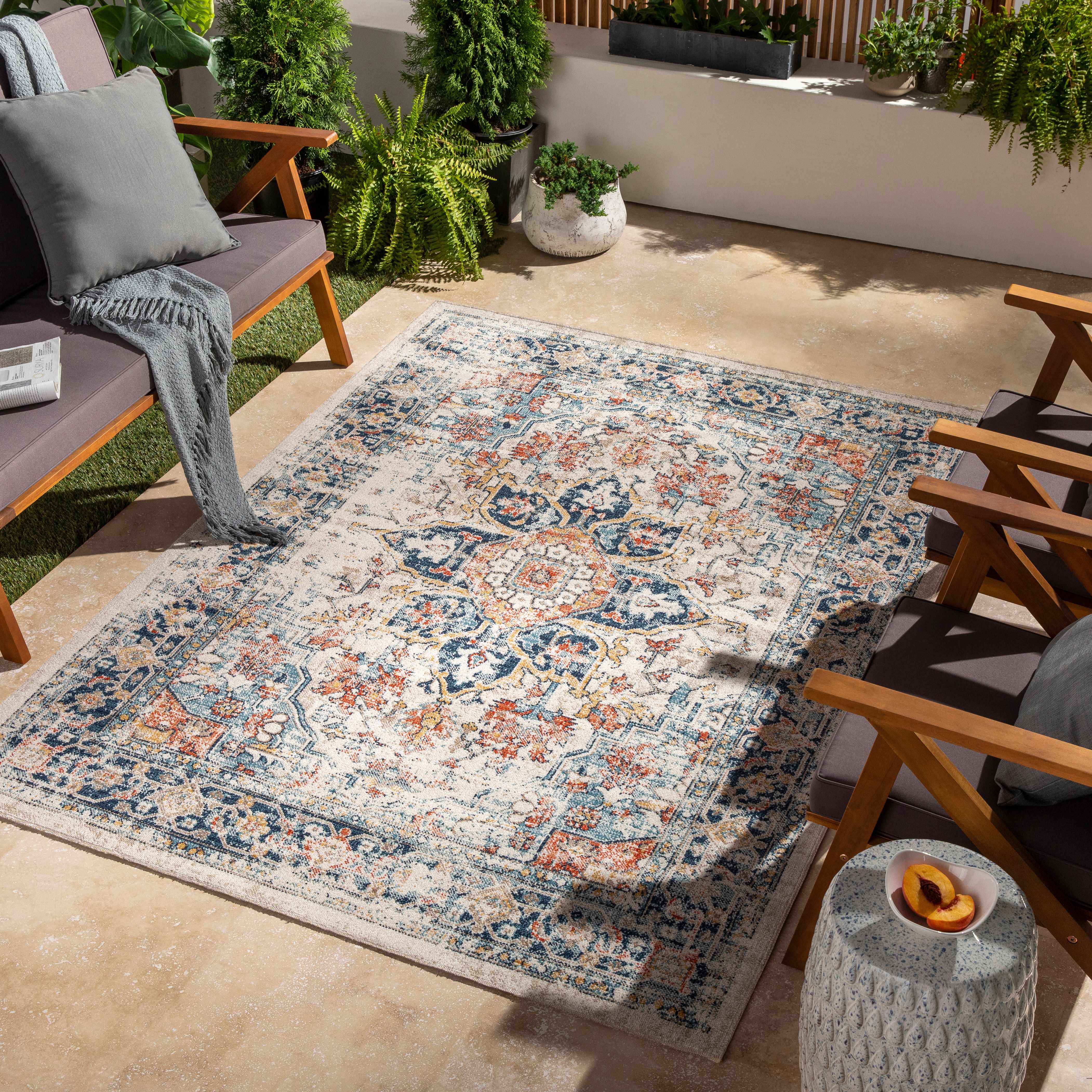 Dorian Outdoor Rug  Traditional  Machine Woven  Low Pile