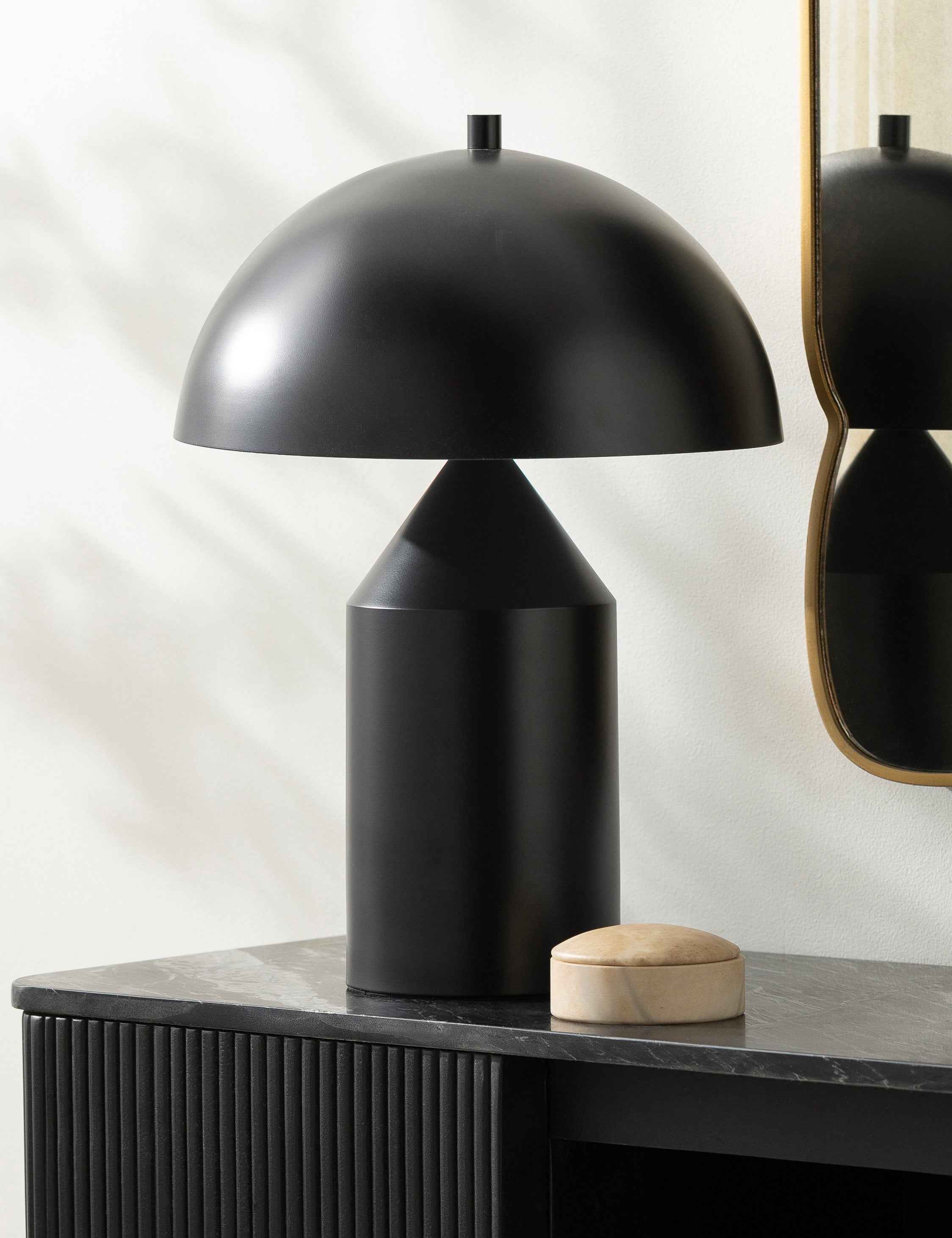 Ezra Table Lamp | Columnar Base, Monochromatic Finish