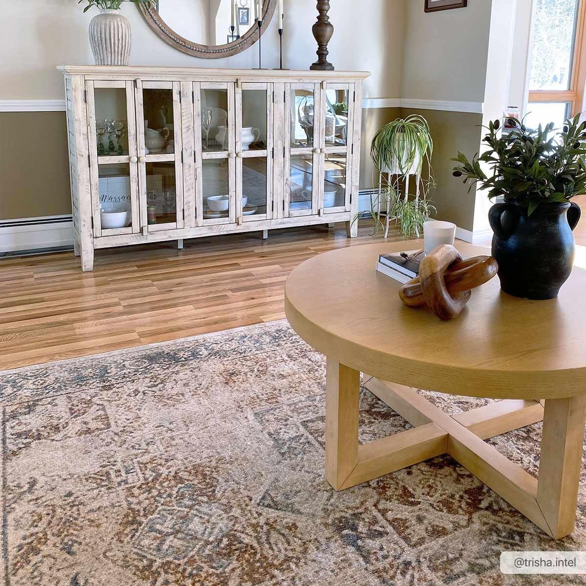 Bela Heritage Style Rug  Washable Medium Pile Polyester