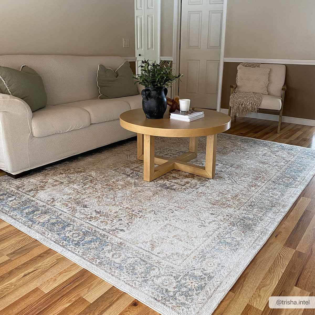 Bela Heritage Style Rug  Washable Medium Pile Polyester