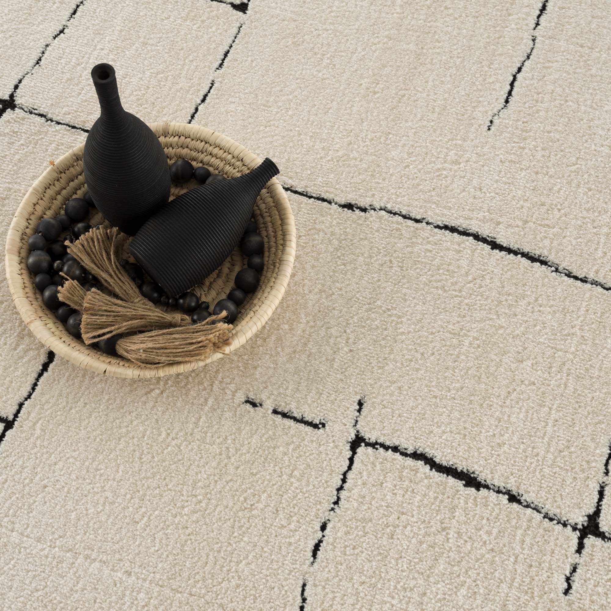 Bela Area Rug High Pile 100% Polyester Contemporary Design