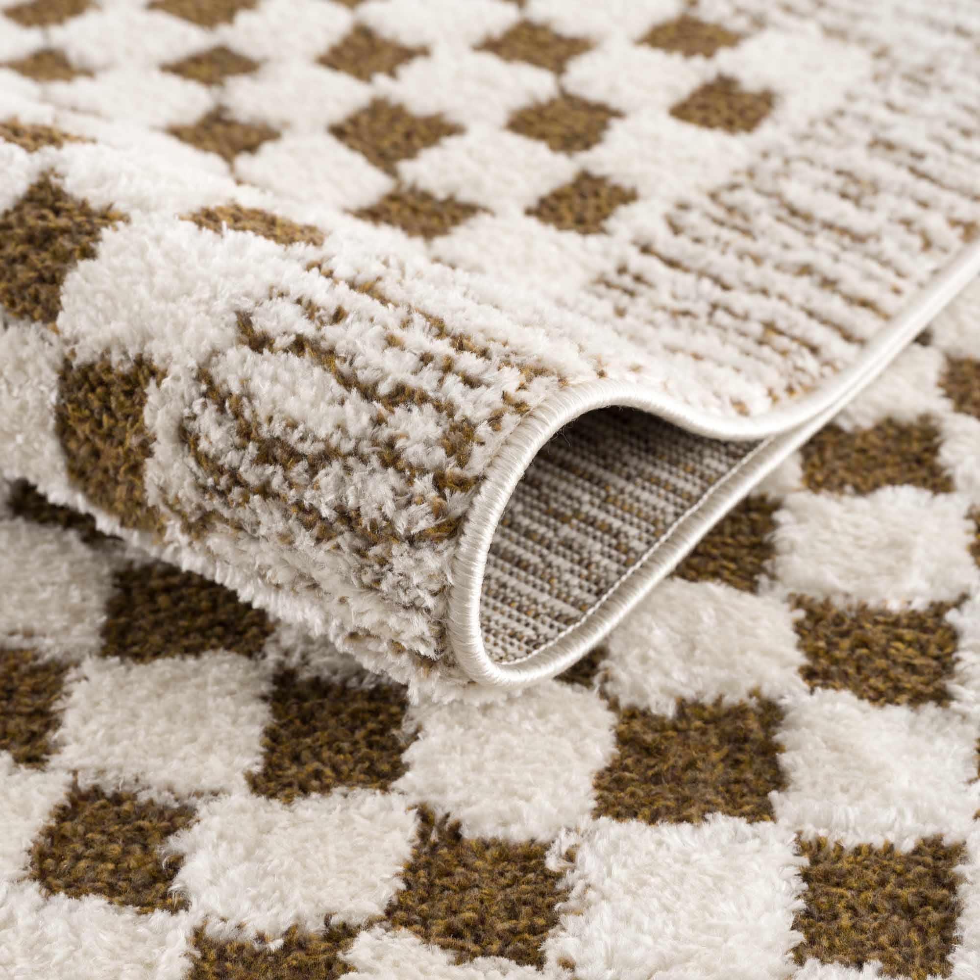 Bello Checkered Plush Rug  High Pile, 100% Polyester