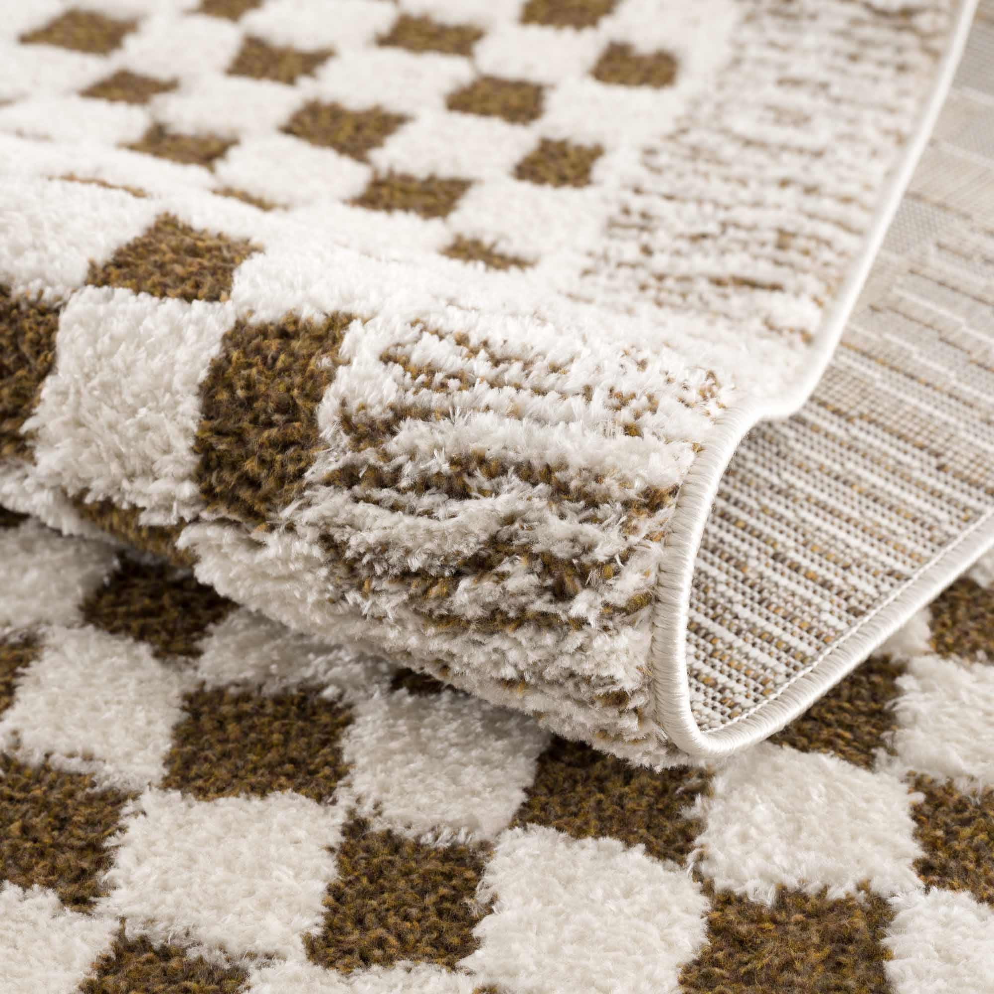 Bello Checkered Plush Rug  High Pile, 100% Polyester