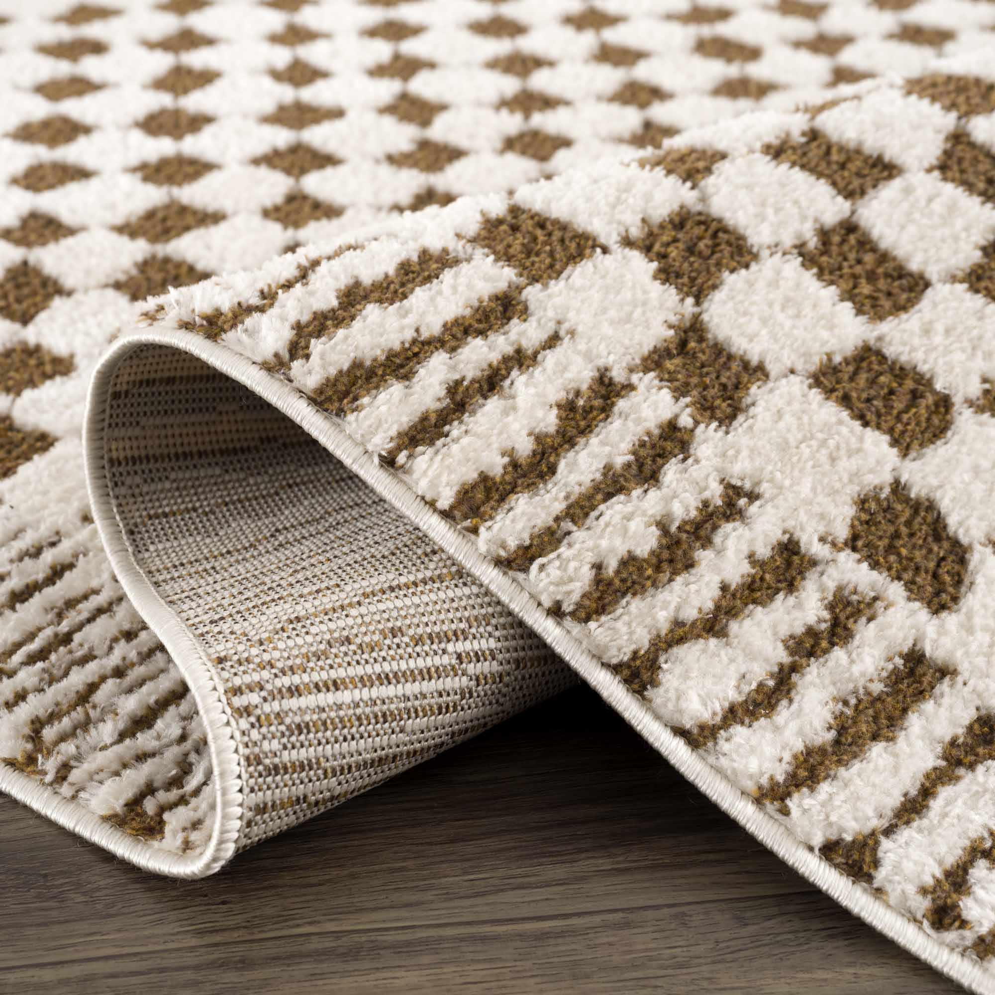 Bello Checkered Plush Rug  High Pile, 100% Polyester