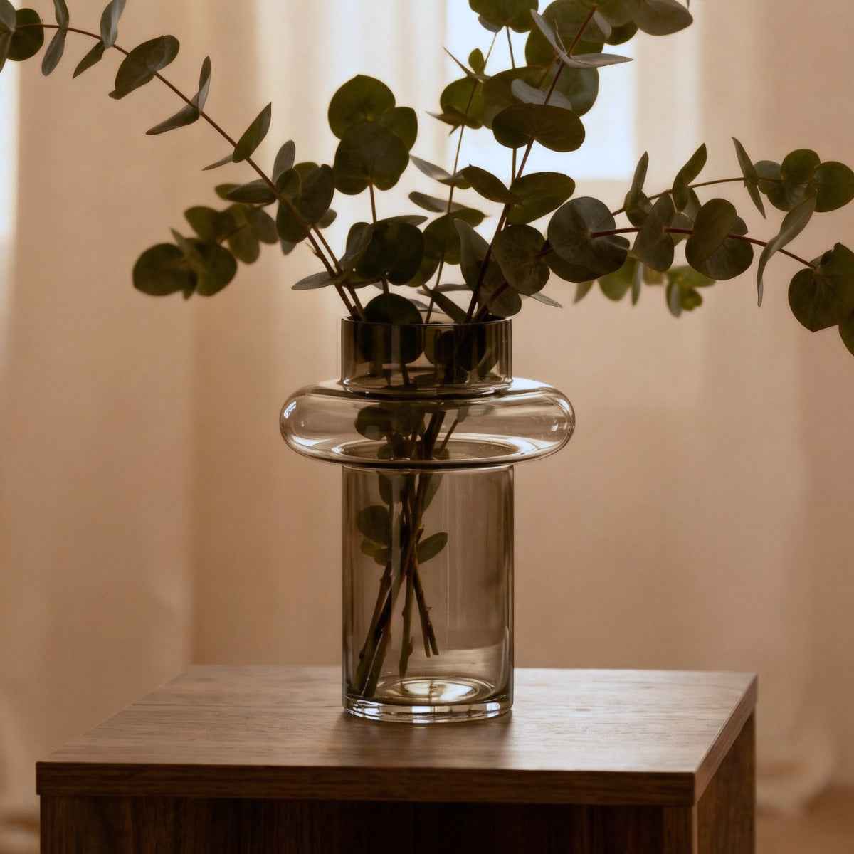 Bela Amber Ring Vase | High-Strength Glass, Ombre Design