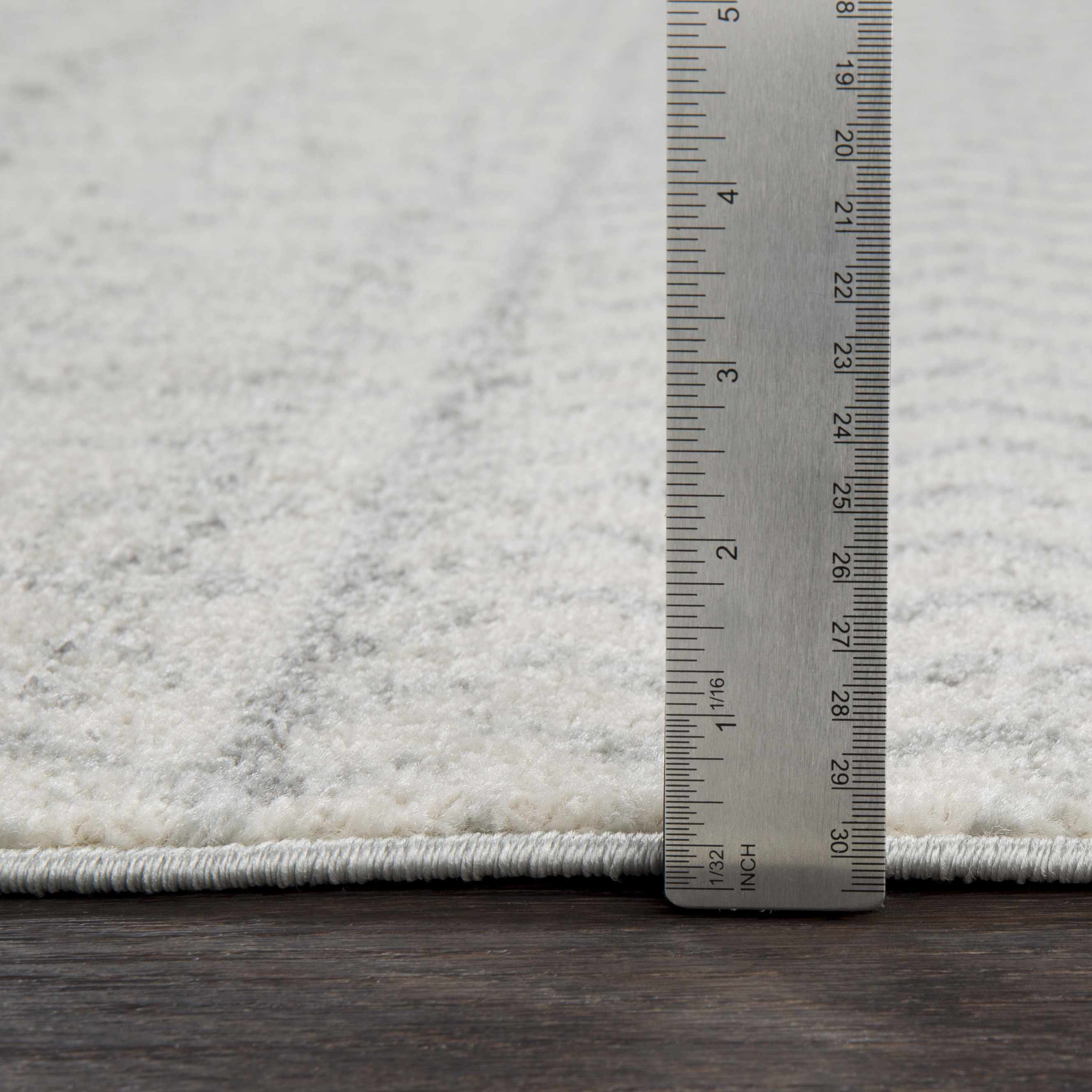 Bello Area Rug  Gray Trellis Pattern  Medium Pile Polypropylene