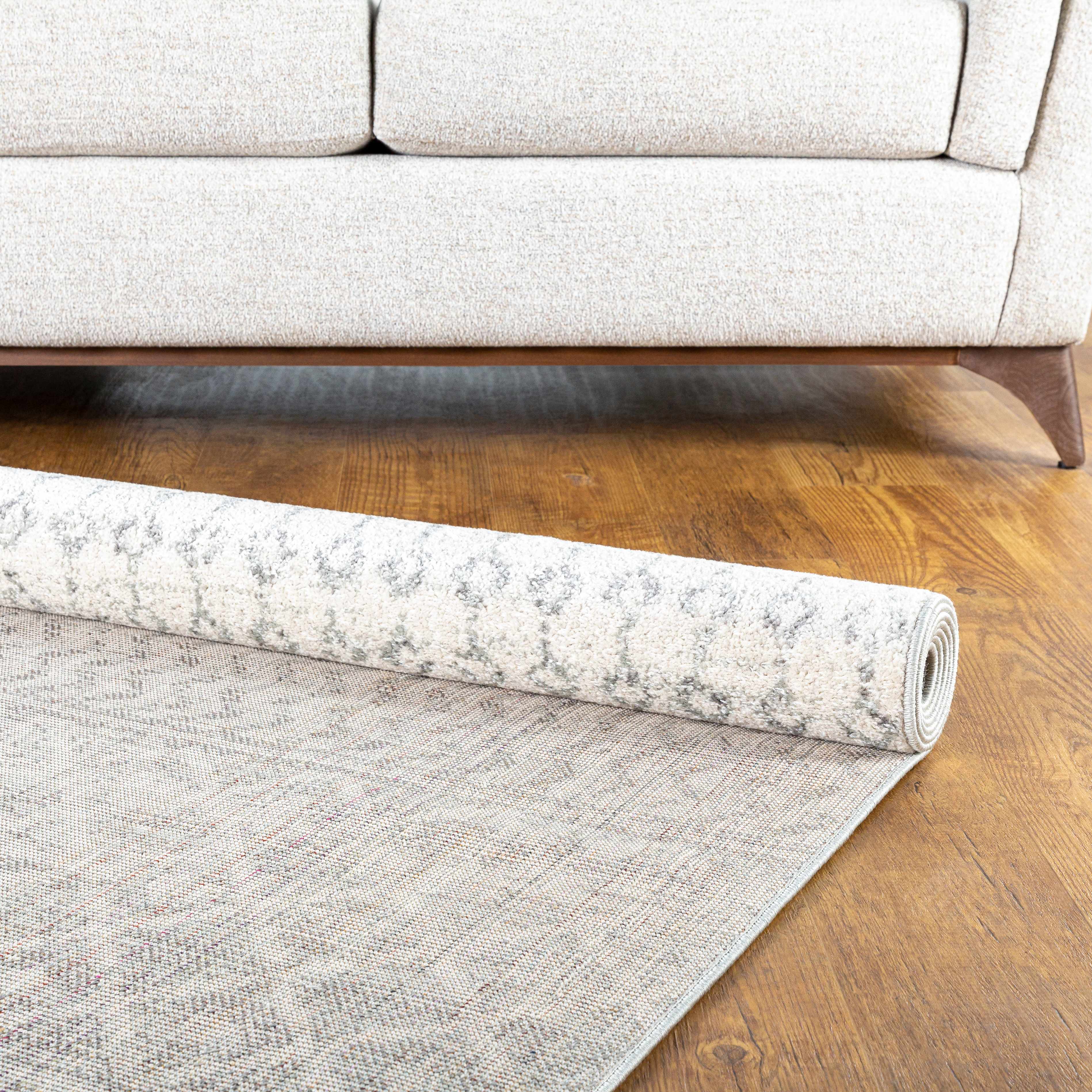 Bello Area Rug  Gray Trellis Pattern  Medium Pile Polypropylene