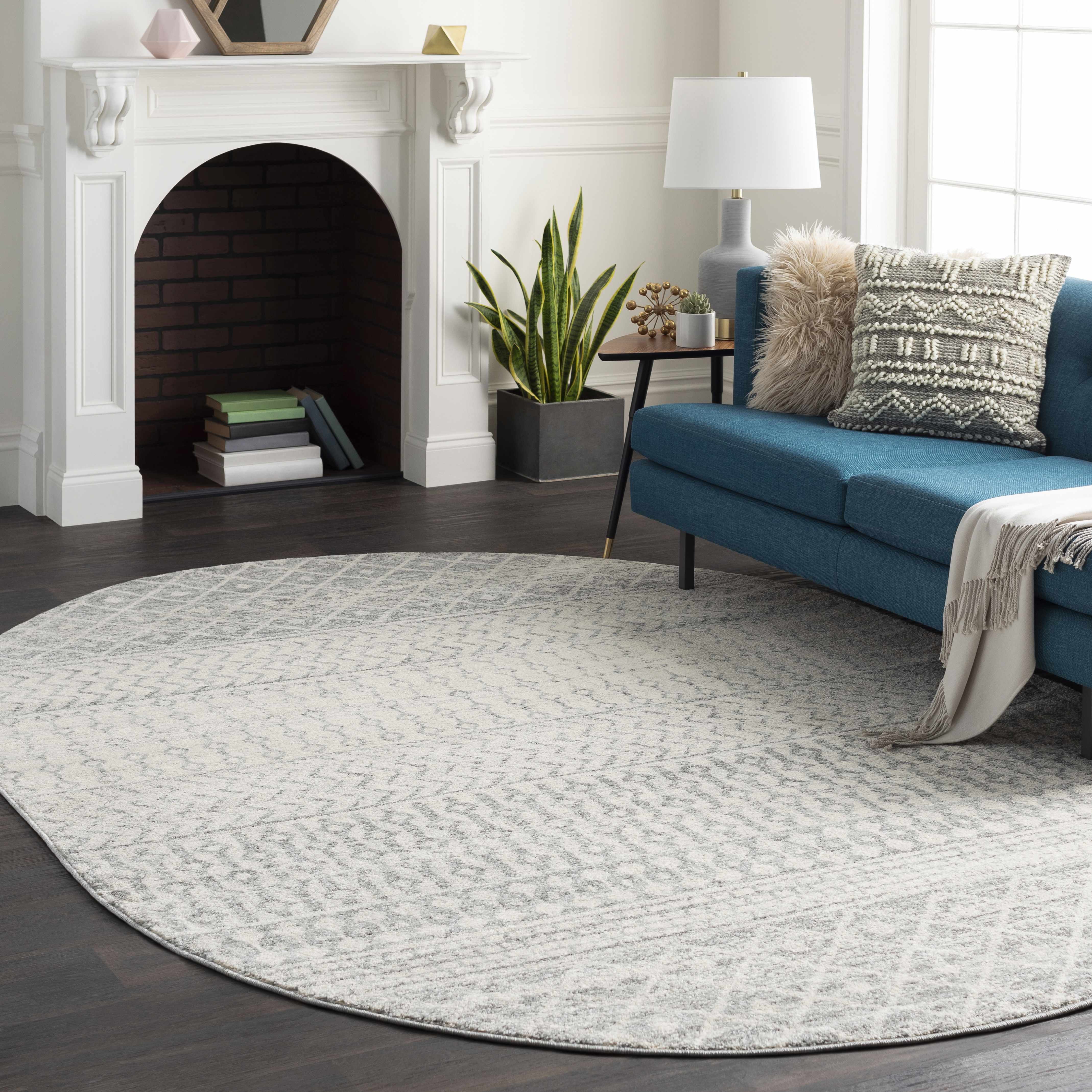 Bello Area Rug  Gray Trellis Pattern  Medium Pile Polypropylene