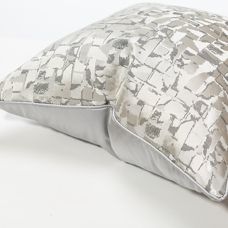 Lira Sierkussenhoes | Luxe Satijnlook, Abstract Patroon 45x45 cm