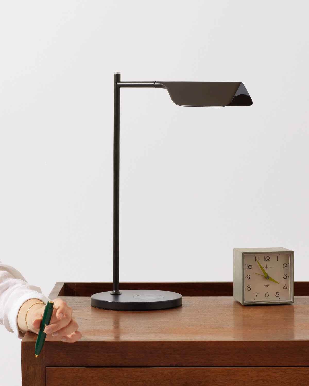 Luna Leaf Table Lamp | Adjustable Head, Touch Dimming