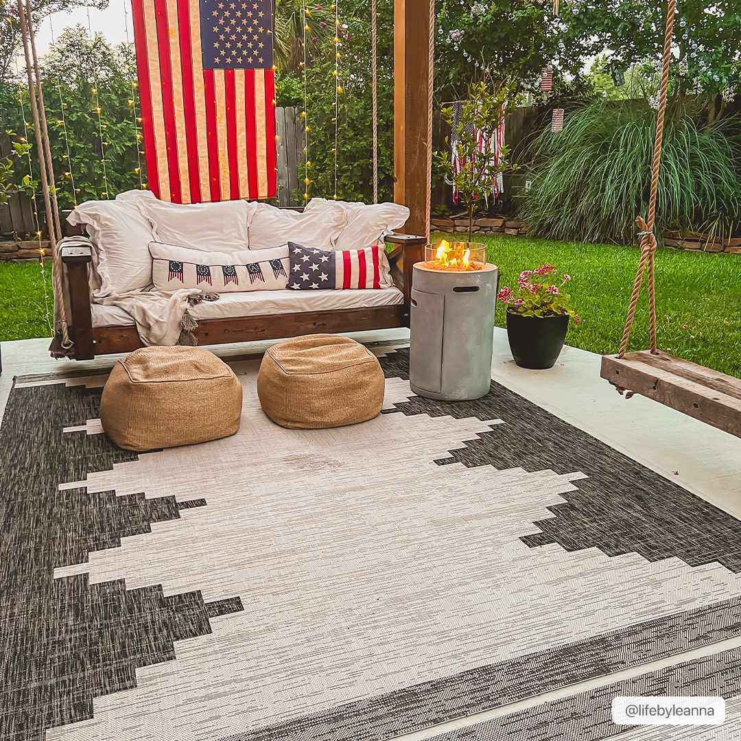 Bello Outdoor Rug  Aztec Design, 100% Polypropylene