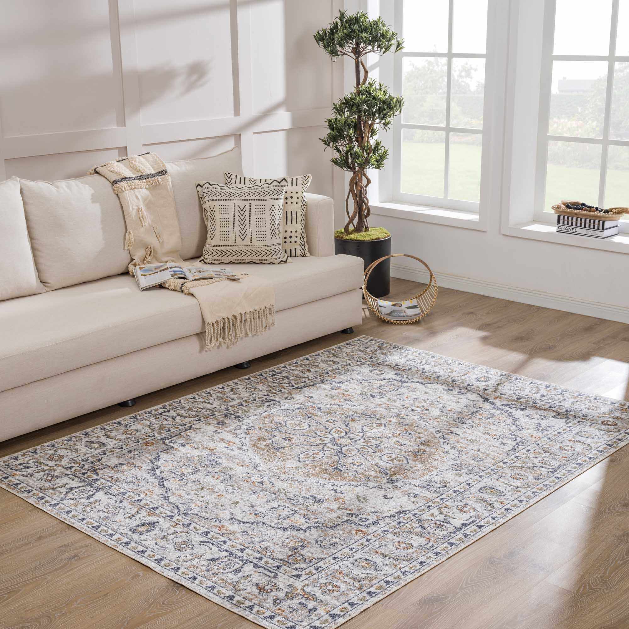Basil Washable Rug  Medium Pile  100% Polyester  Machine Woven