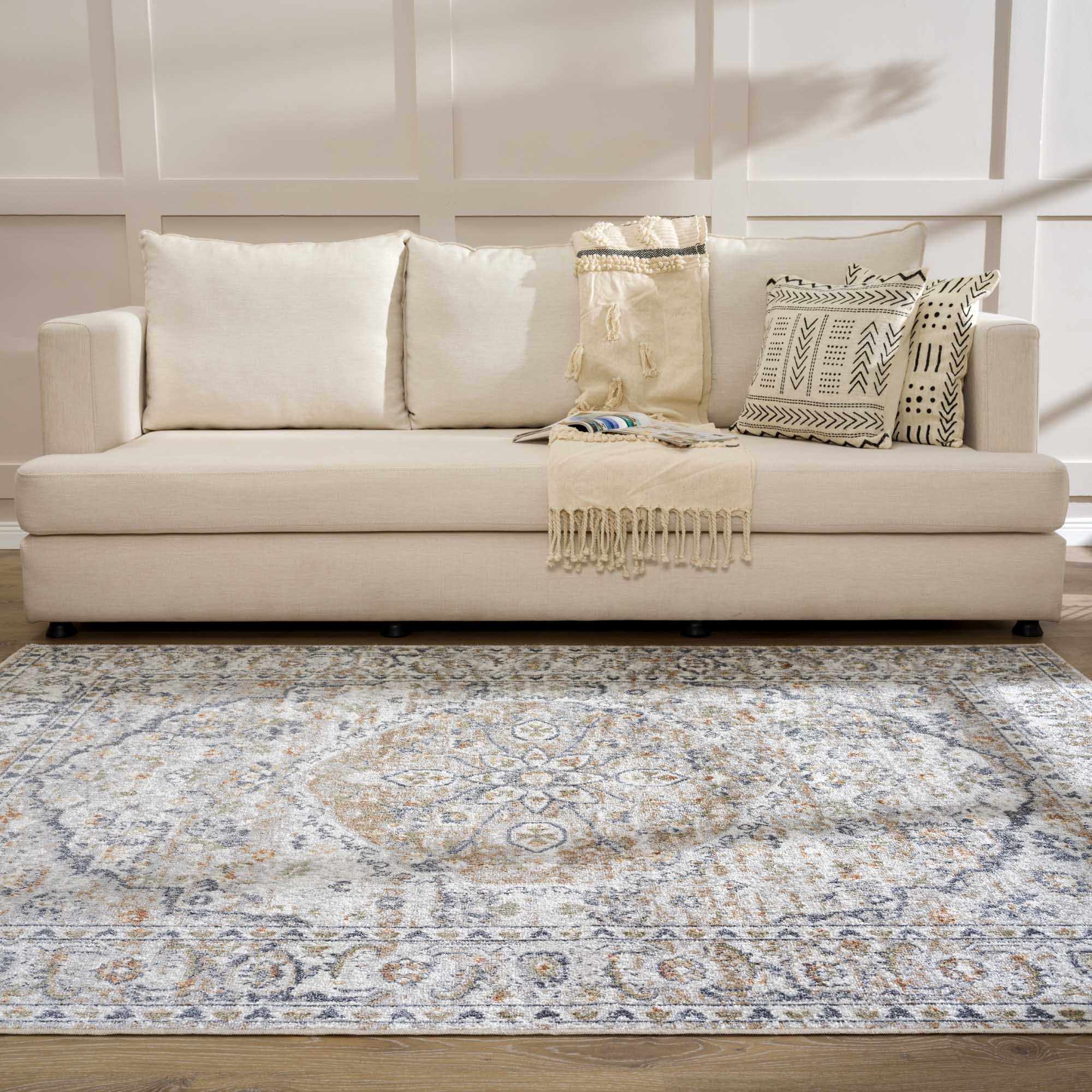 Basil Washable Rug  Medium Pile  100% Polyester  Machine Woven