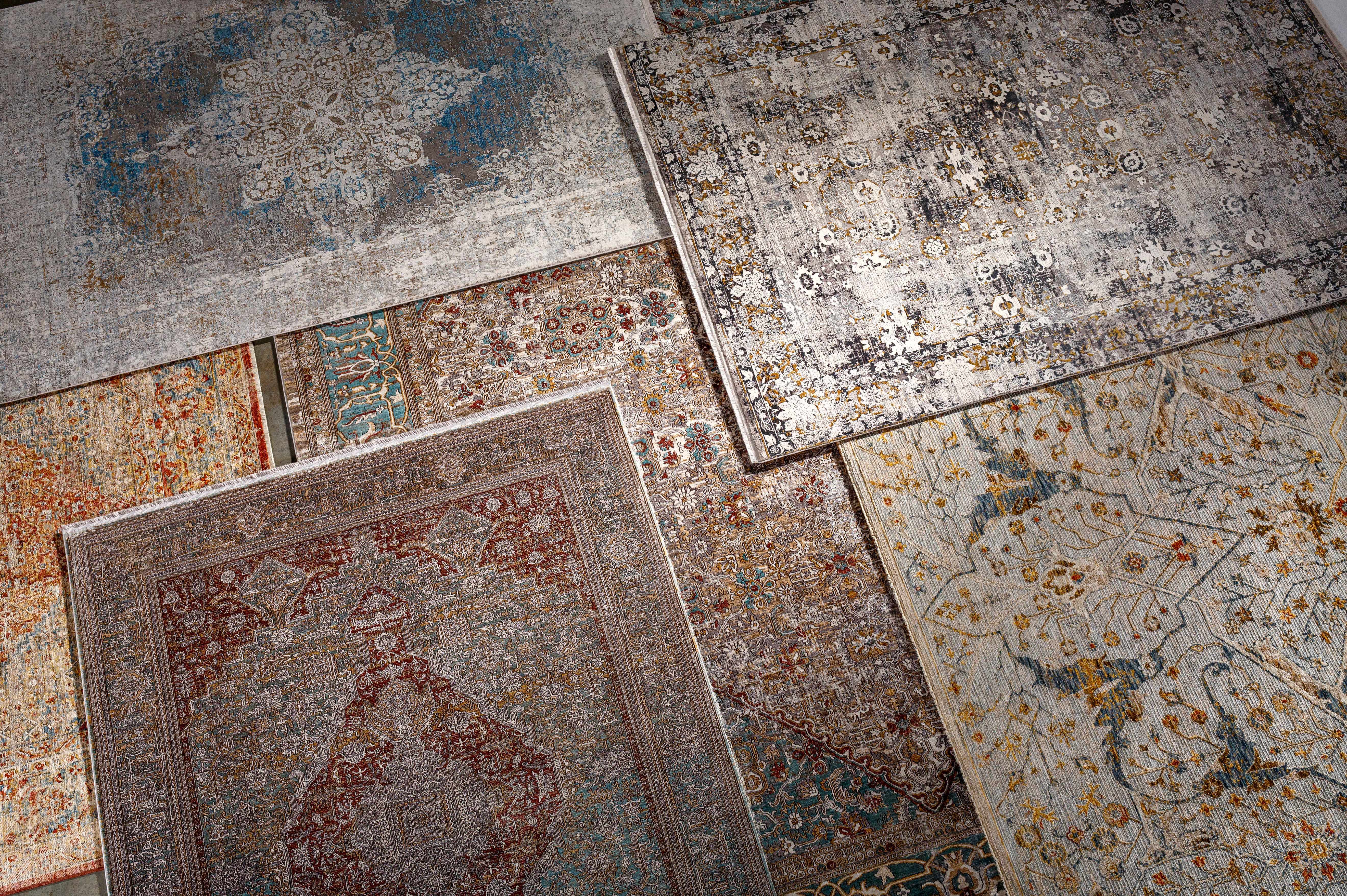Bela Oushak Rug  Medium Pile  100% Polyester